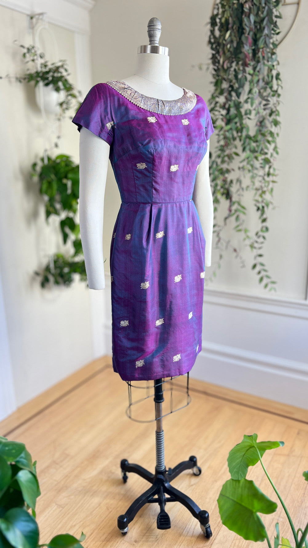 1950s Silk Sharkskin Dress & Jacket Set | small