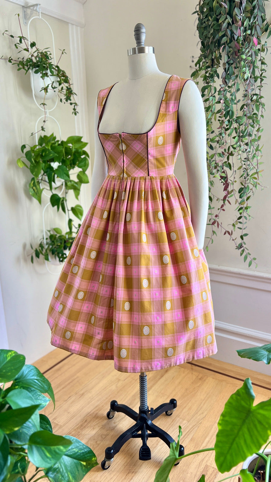 1970s Plaid Dirndl Dress | medium