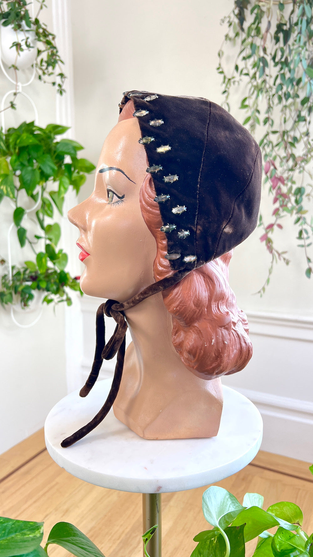 1950s Rhinestone Studded Brown Velvet Bonnet