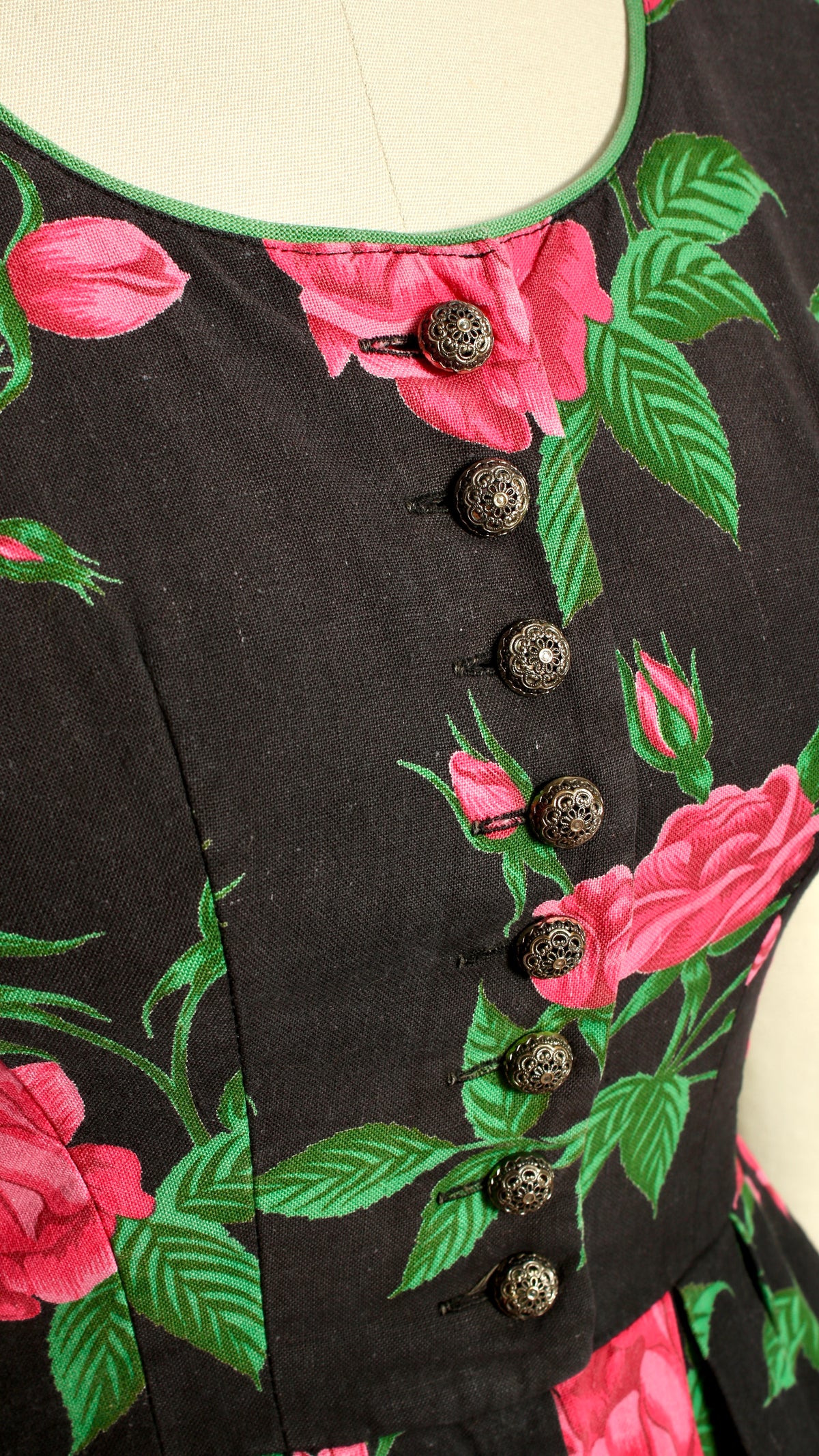 NEW | 1970s Pink Rose Dirndl Dress | small