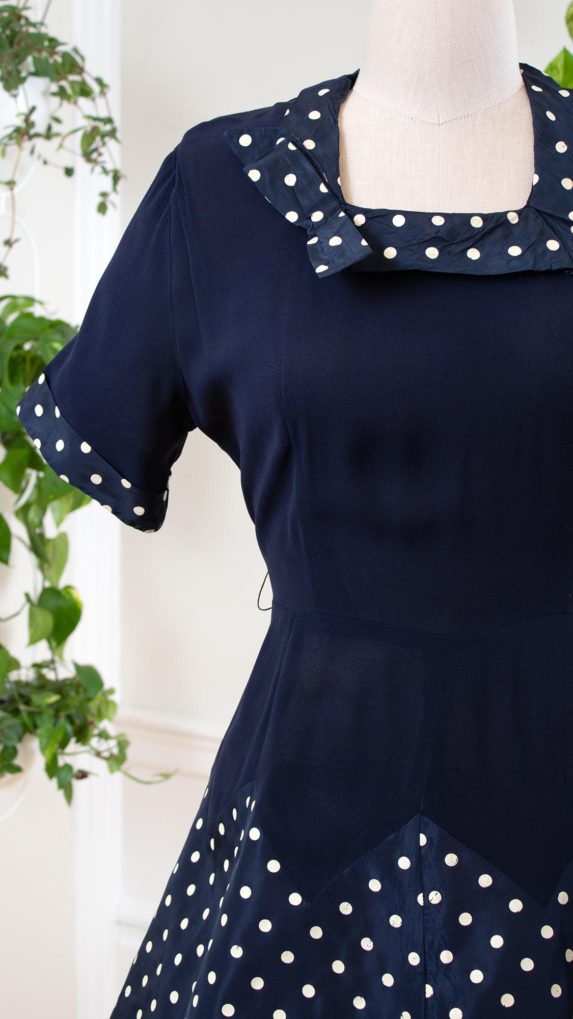 1940s 1950s Polka Dot Navy Blue Cocktail Dress | x-large Birthday Life Vintage 1940s 1950s Polka Dot Navy Blue Cocktail Dress | x-large Birthday Life Vintage
