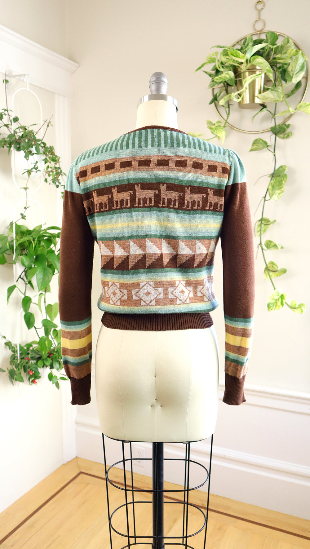 NEW ⭐️ 1970s Animal Striped Knit Sweater | x-small/small