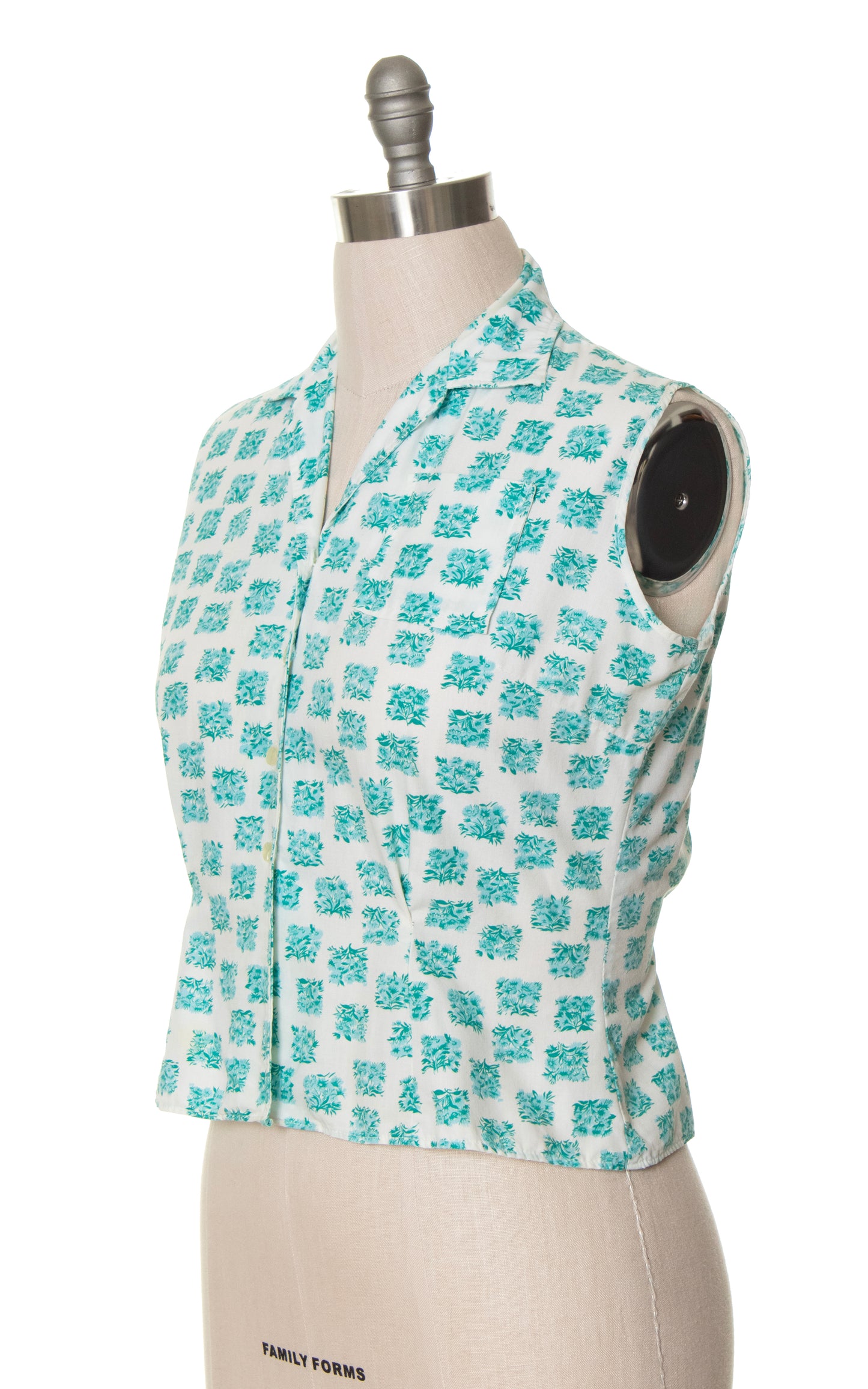 1950s MODE O' DAY Floral Cotton Sleeveless Blouse | large