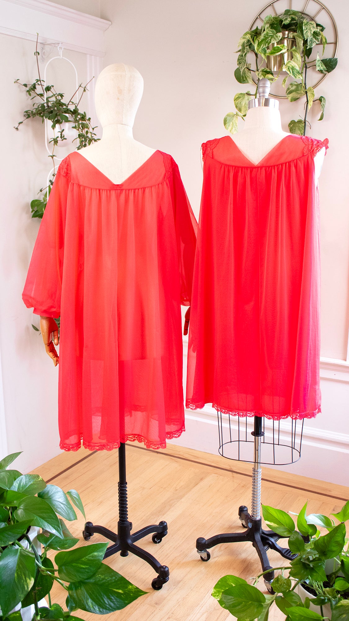 1960s Red Nylon Chiffon Peignoir Set | large/x-large