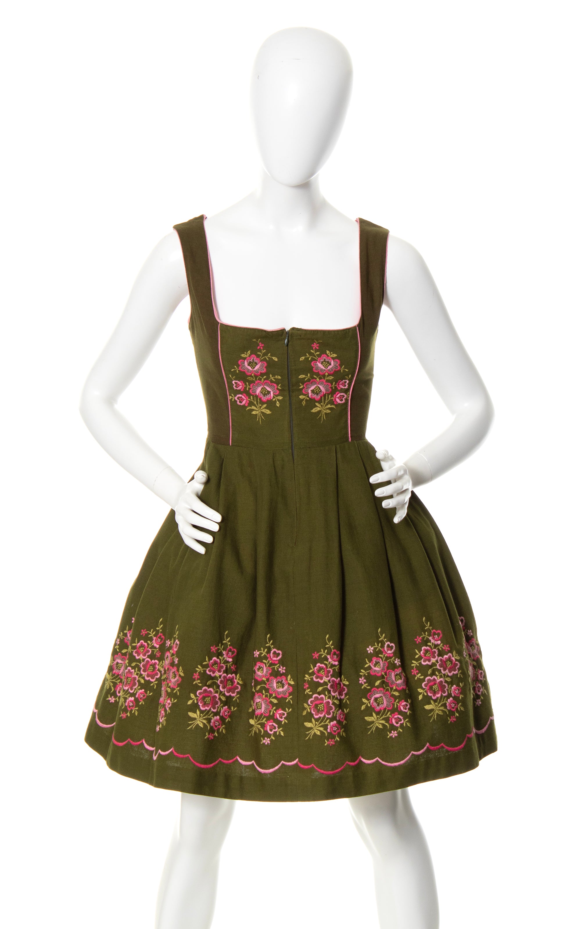 Vintage 2024 dirndl dress