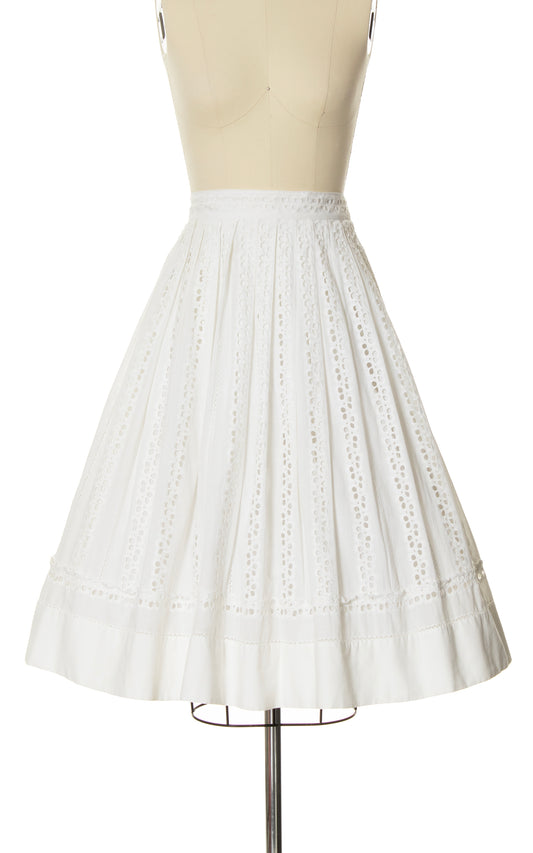 1950s White Eyelet Lace Skirt | small