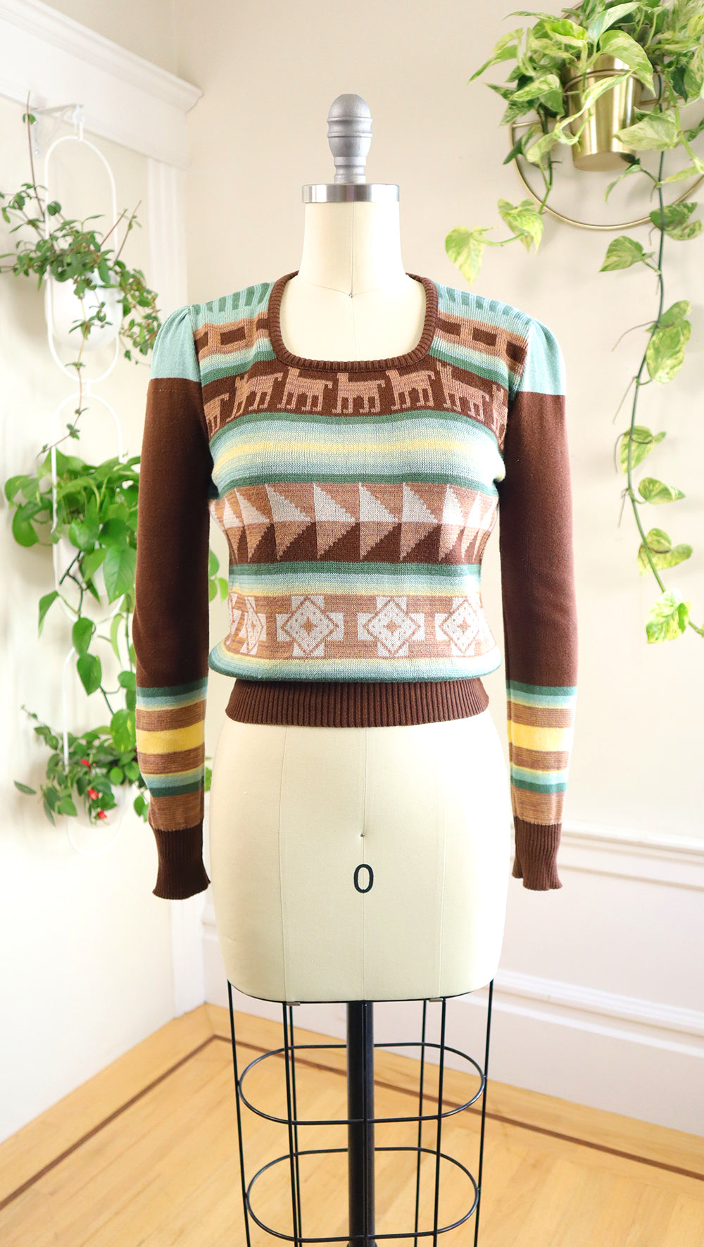 NEW ⭐️ 1970s Animal Striped Knit Sweater | x-small/small