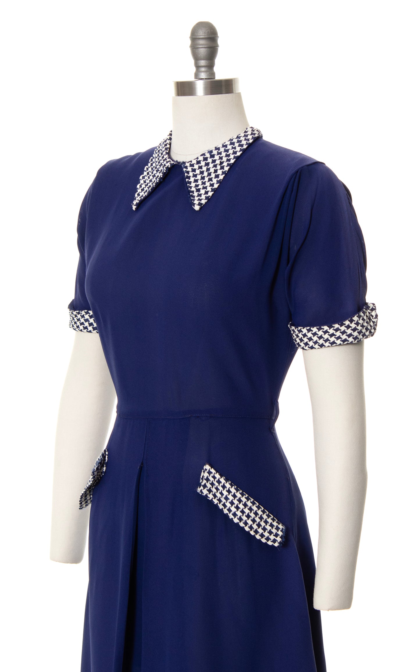 1950s Gingham Trim Rayon Dress | medium