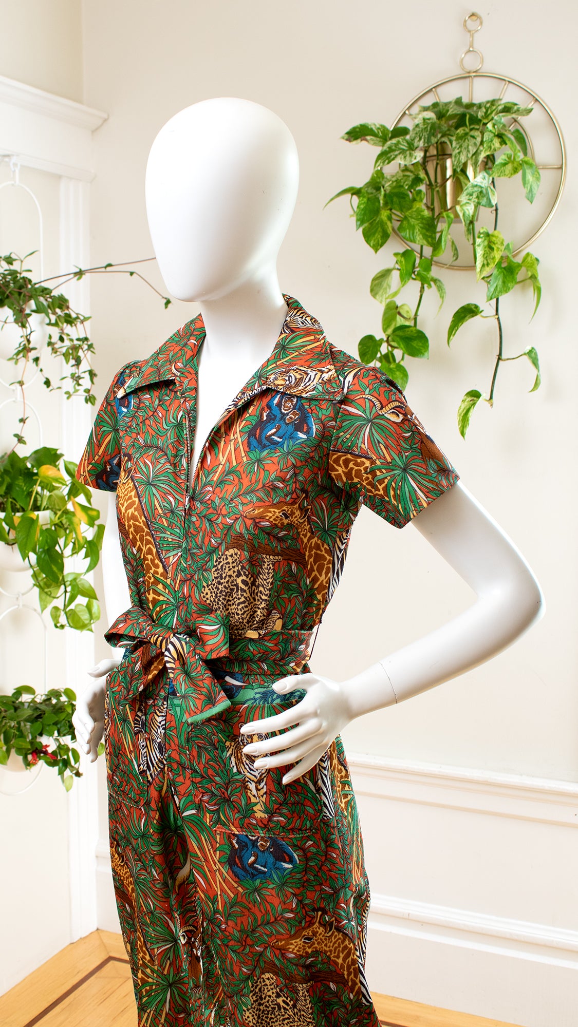Vintage 1970s 70s Animal Jungle Novelty Print Jumpsuit