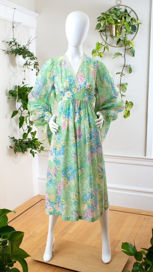 NEW ⭐️ Vintage 1970s Floral Dress with Drama Mama Sleeves | x-small/small