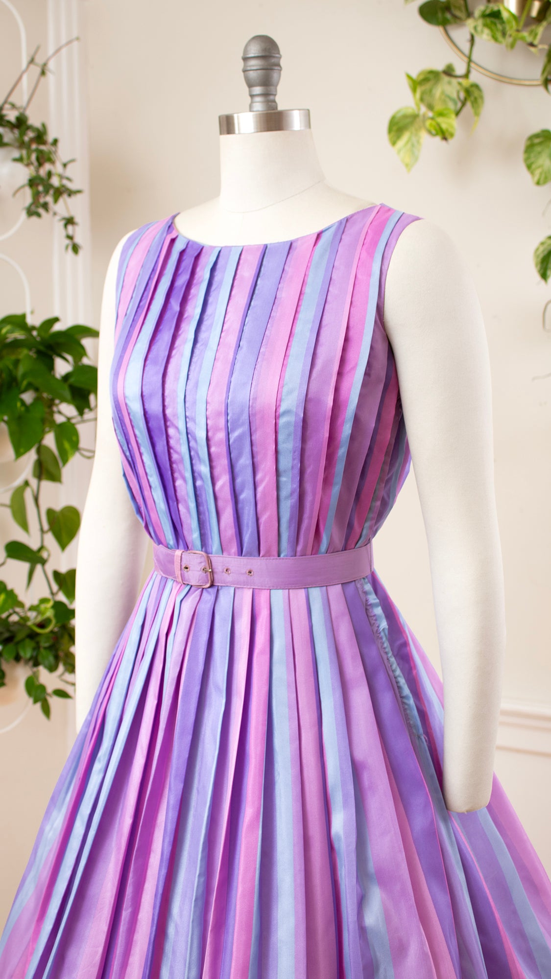 NEW ⭐️ 1960s Striped Pleated Party Dress | small