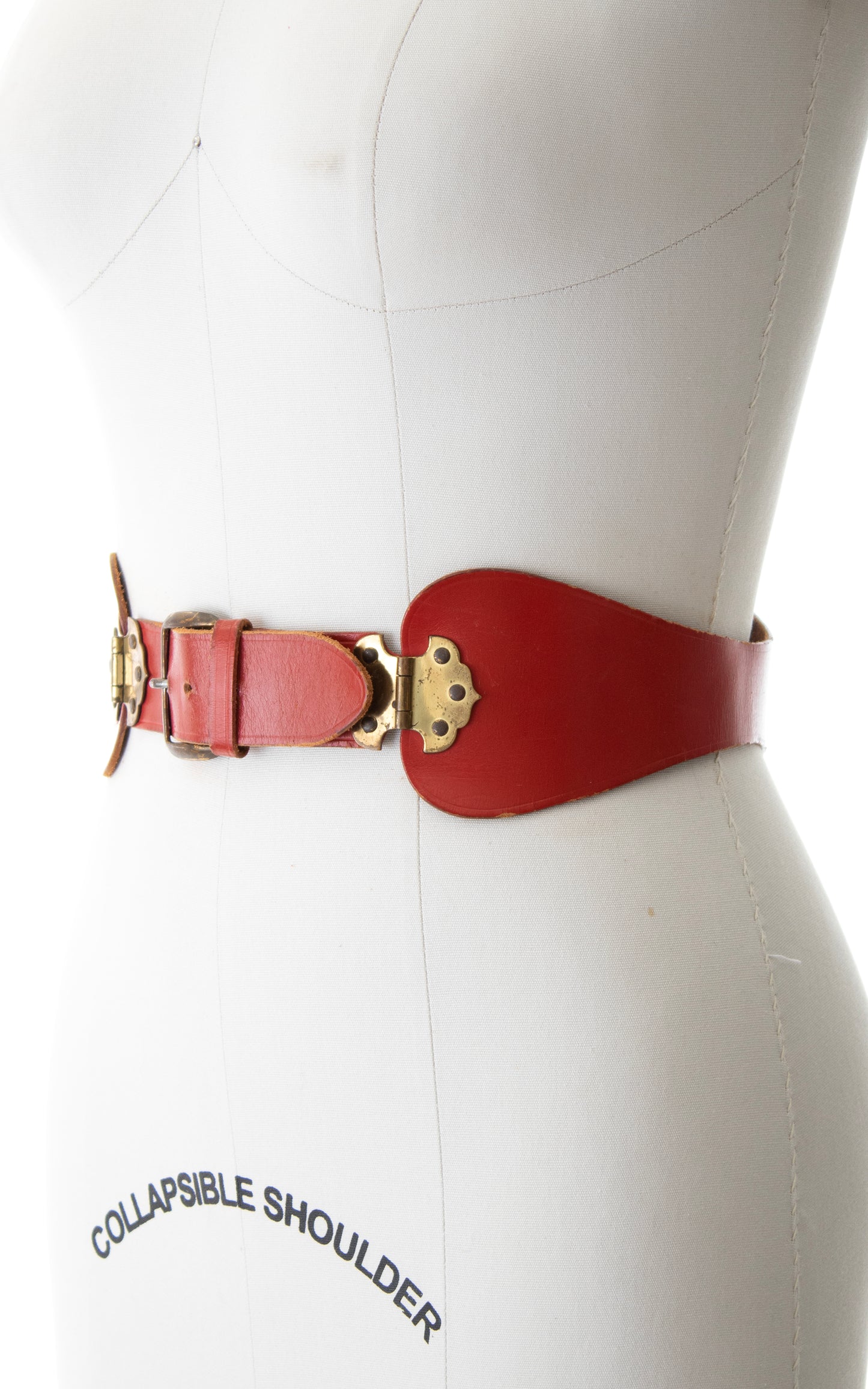1950s Red Leather & Hinge Cinch Belt | medium