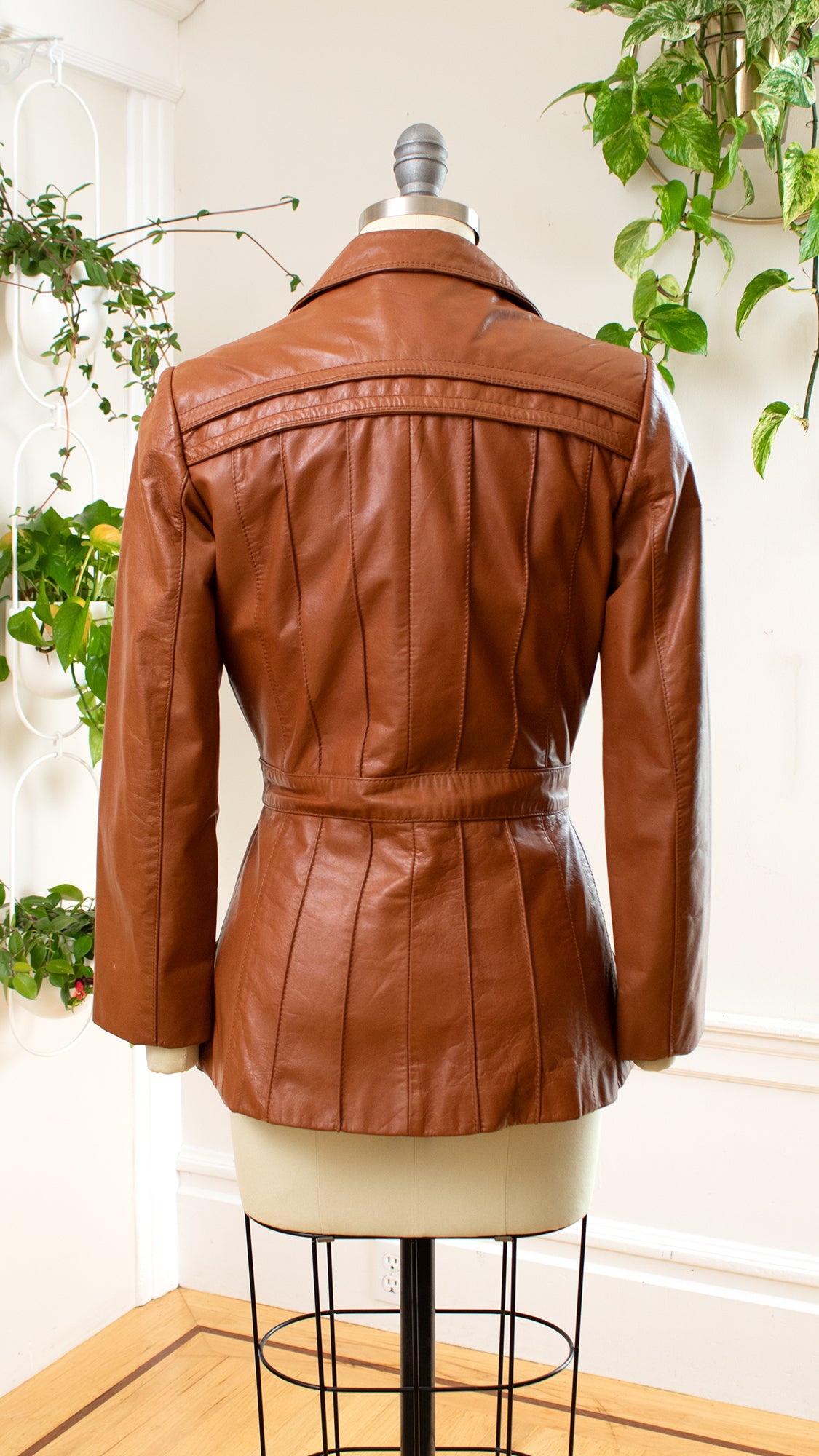Vintage 1970s 70s Wilsons Brown Genuine Leather Belted Short Jacket Coat