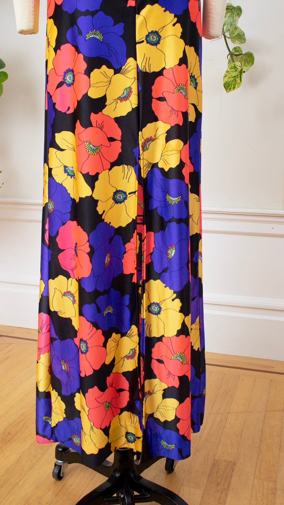 1970s Floral Halter Maxi Dress | x-small