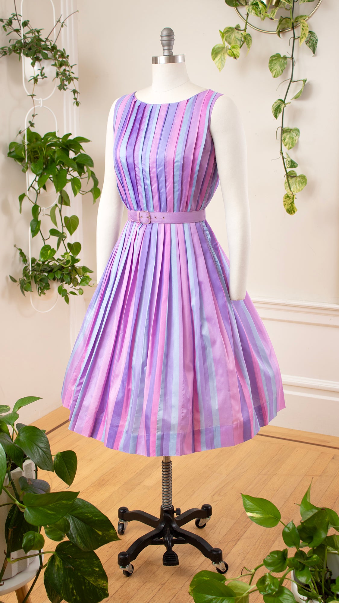 NEW ⭐️ 1960s Striped Pleated Party Dress | small