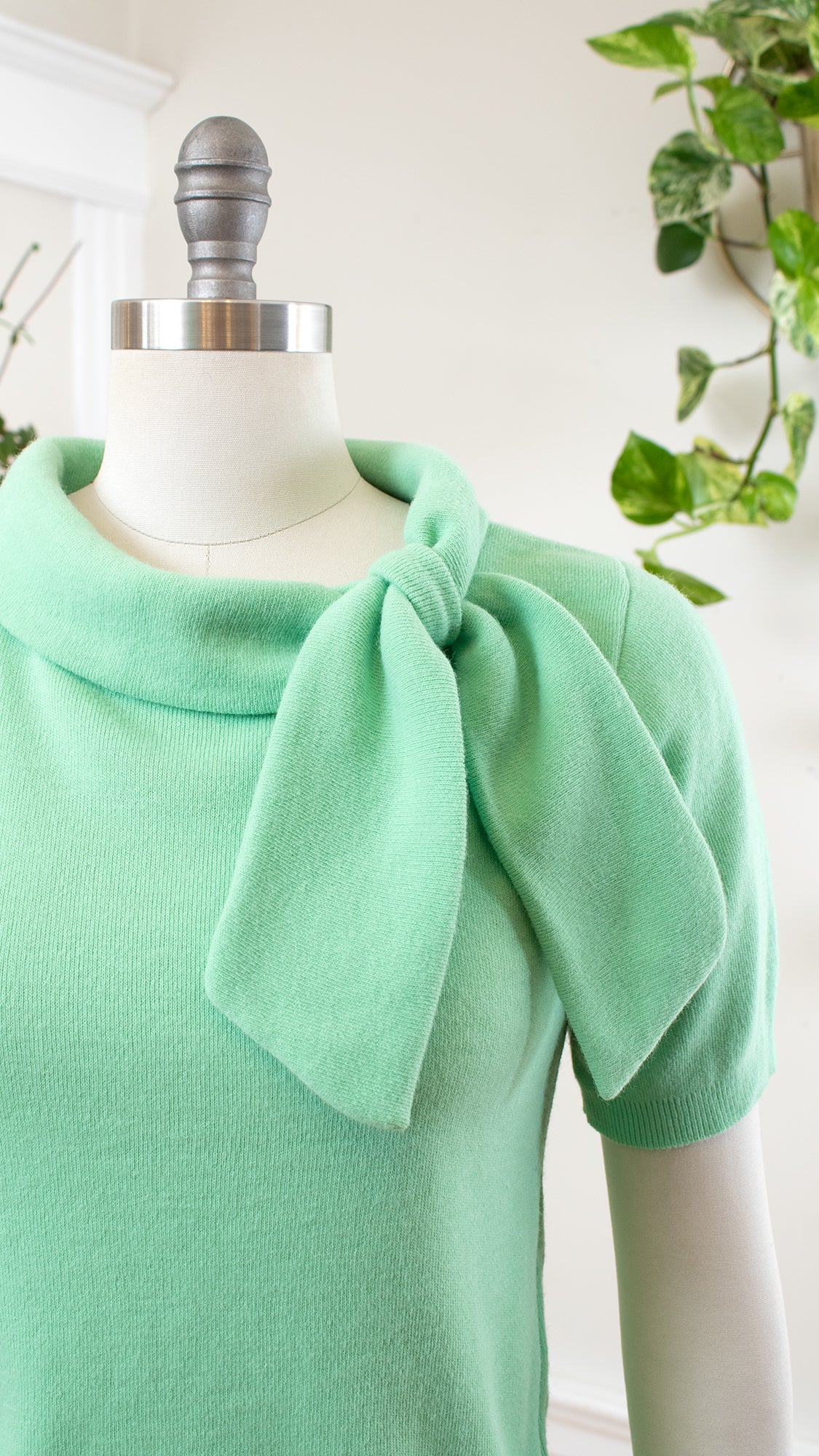 NEW ⭐️ 1960s Mint Green Knit Skirt Set | small/medium