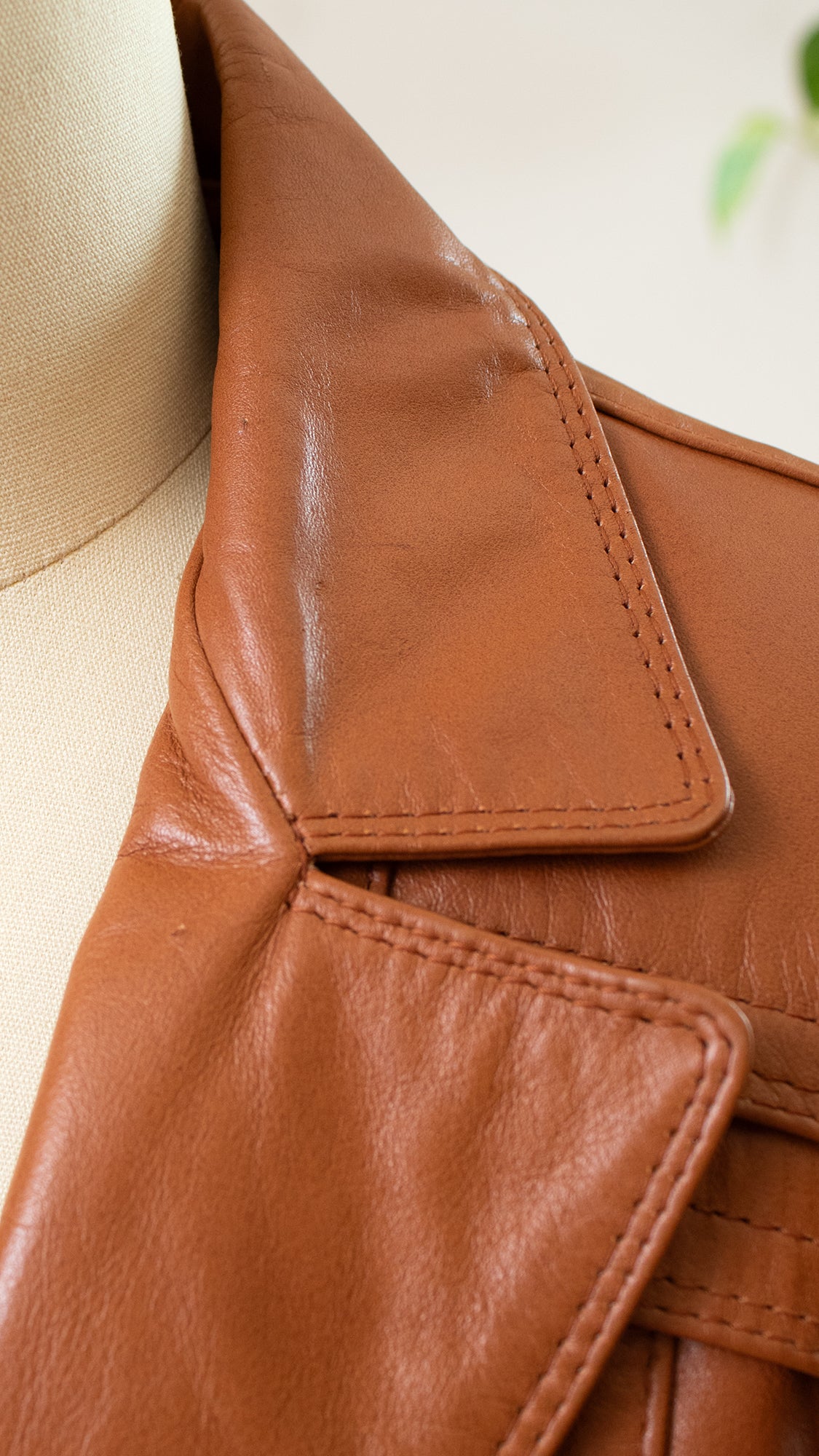 Vintage 1970s 70s Wilsons Brown Genuine Leather Belted Short Jacket Coat