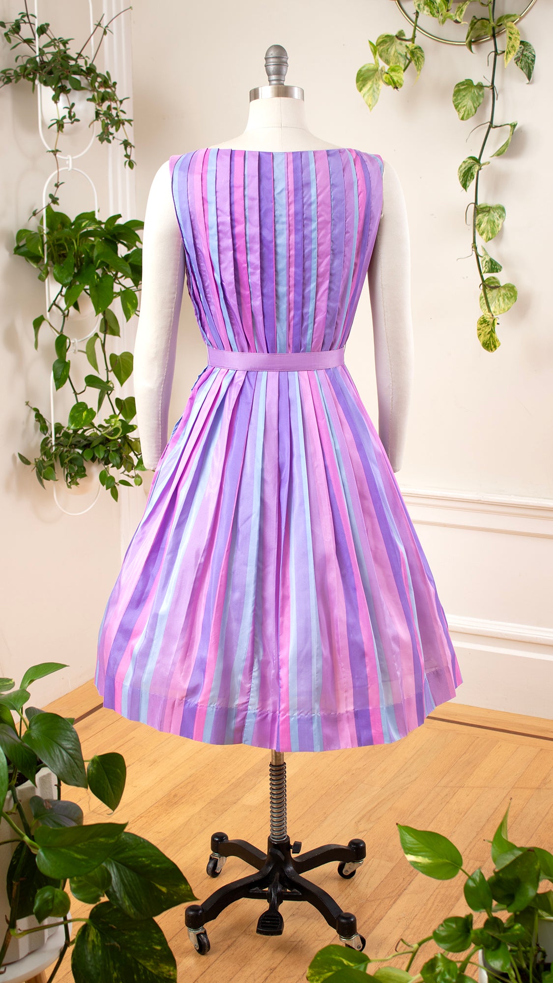 NEW ⭐️ 1960s Striped Pleated Party Dress | small