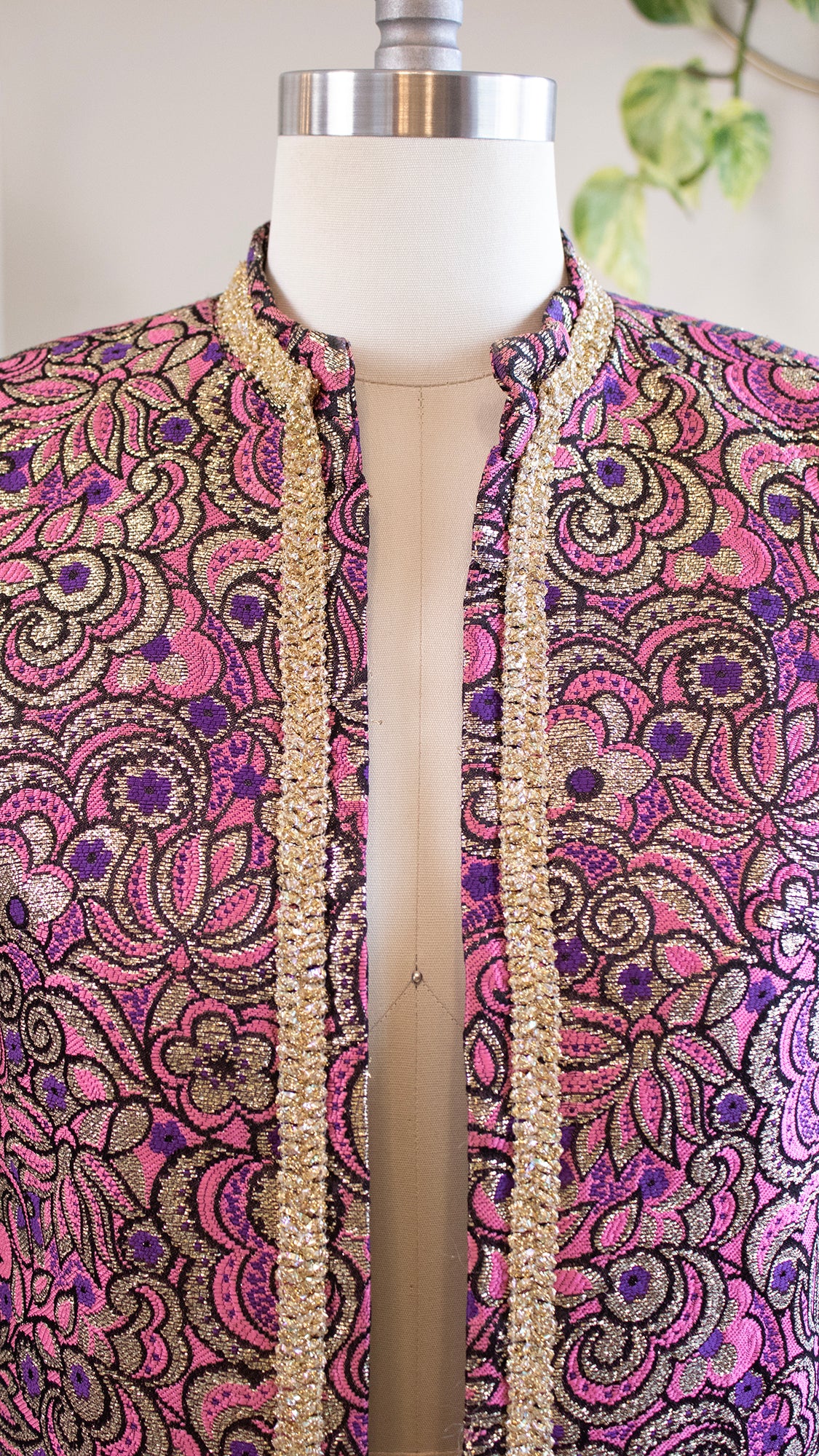 NEW ⭐️ 1960s Psychedelic Metallic Floral Jacket | small