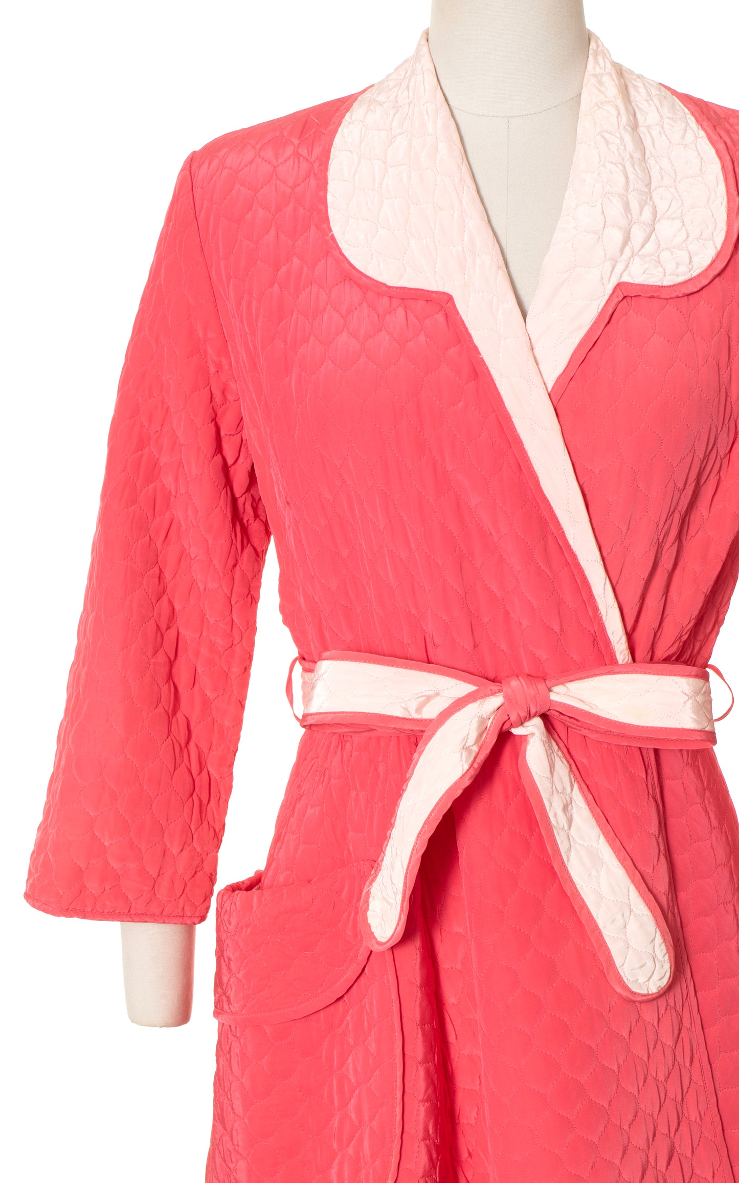 1950s 1960s Salmon Pink Quilted Robe | medium