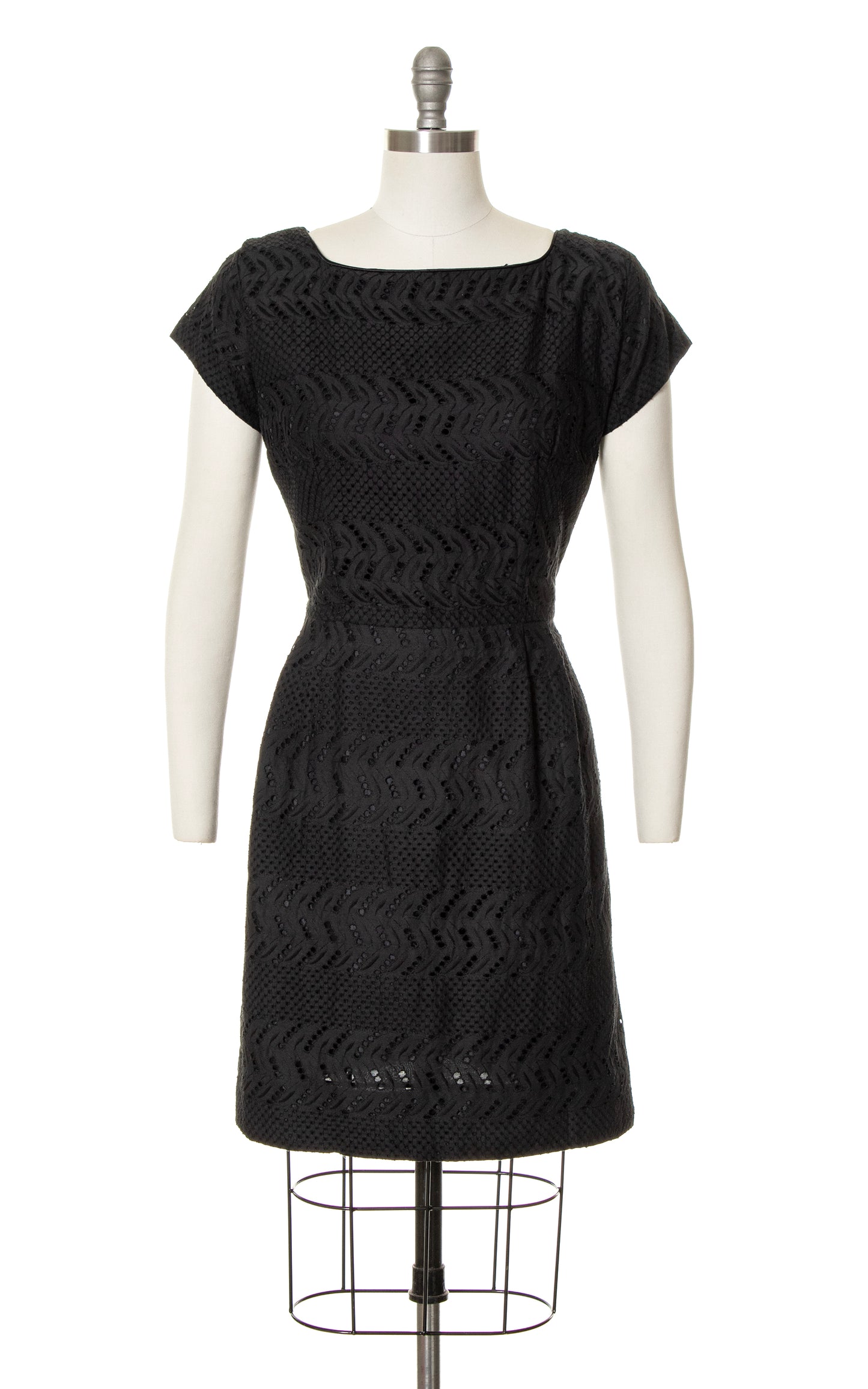 1960s Eyelet Cotton Lace Wiggle Dress | medium