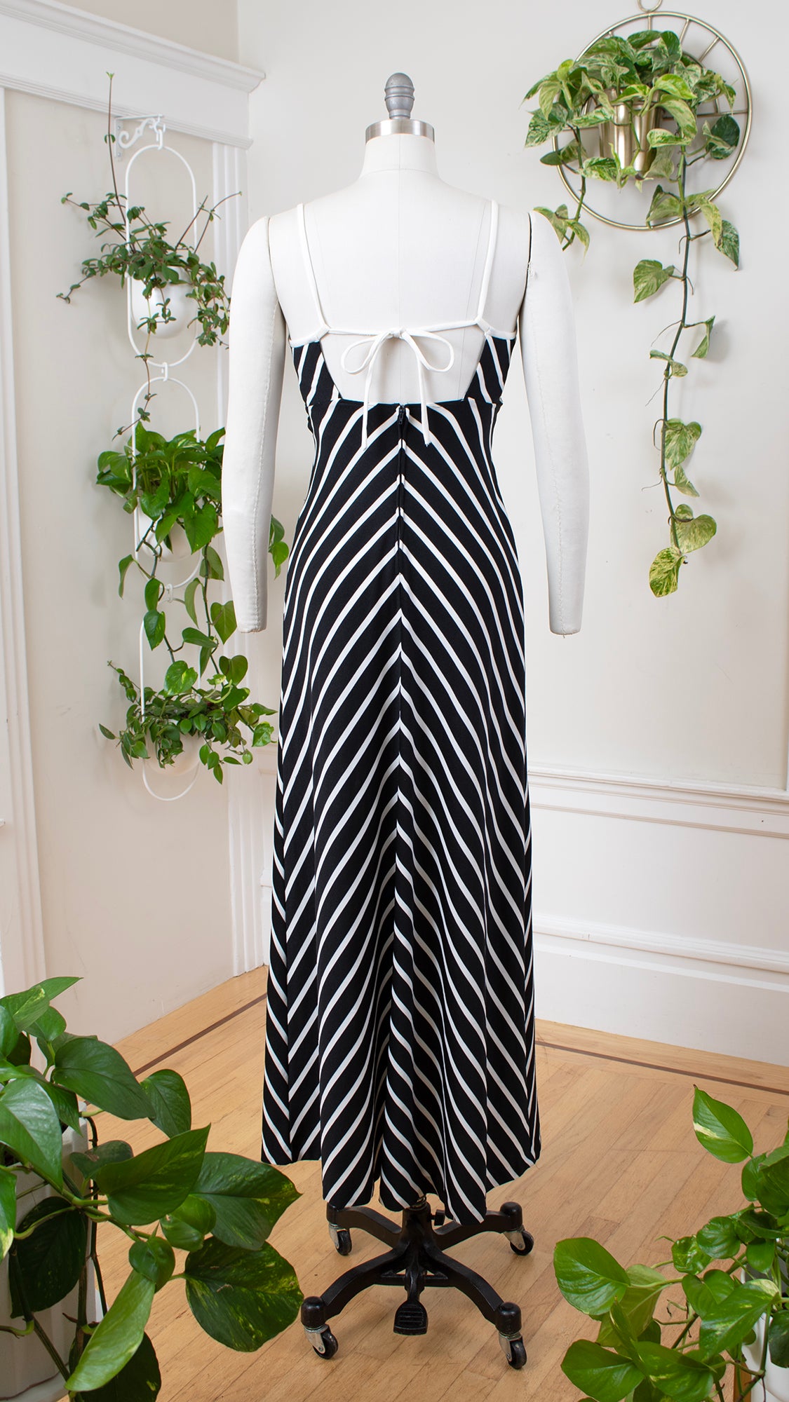 1970s Chevron Striped Maxi Dress | x-small/small Birthday Life Vintage 1970s Chevron Striped Maxi Dress | x-small/small Birthday Life Vintage