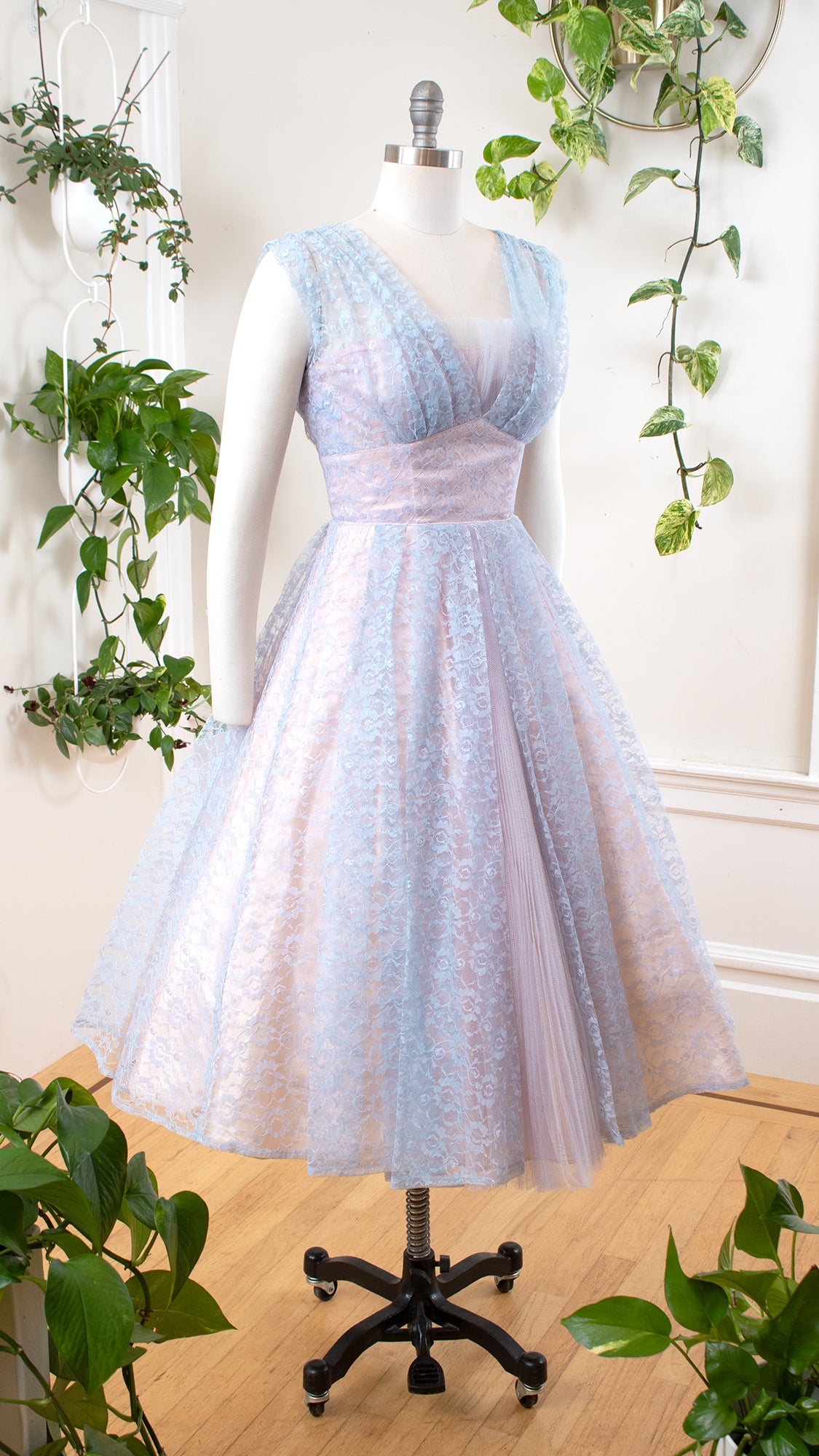 1950s blue cocktail dress Unique Vintage 1950s Royal Blue Diamond Cable Swing Dress M/6-8