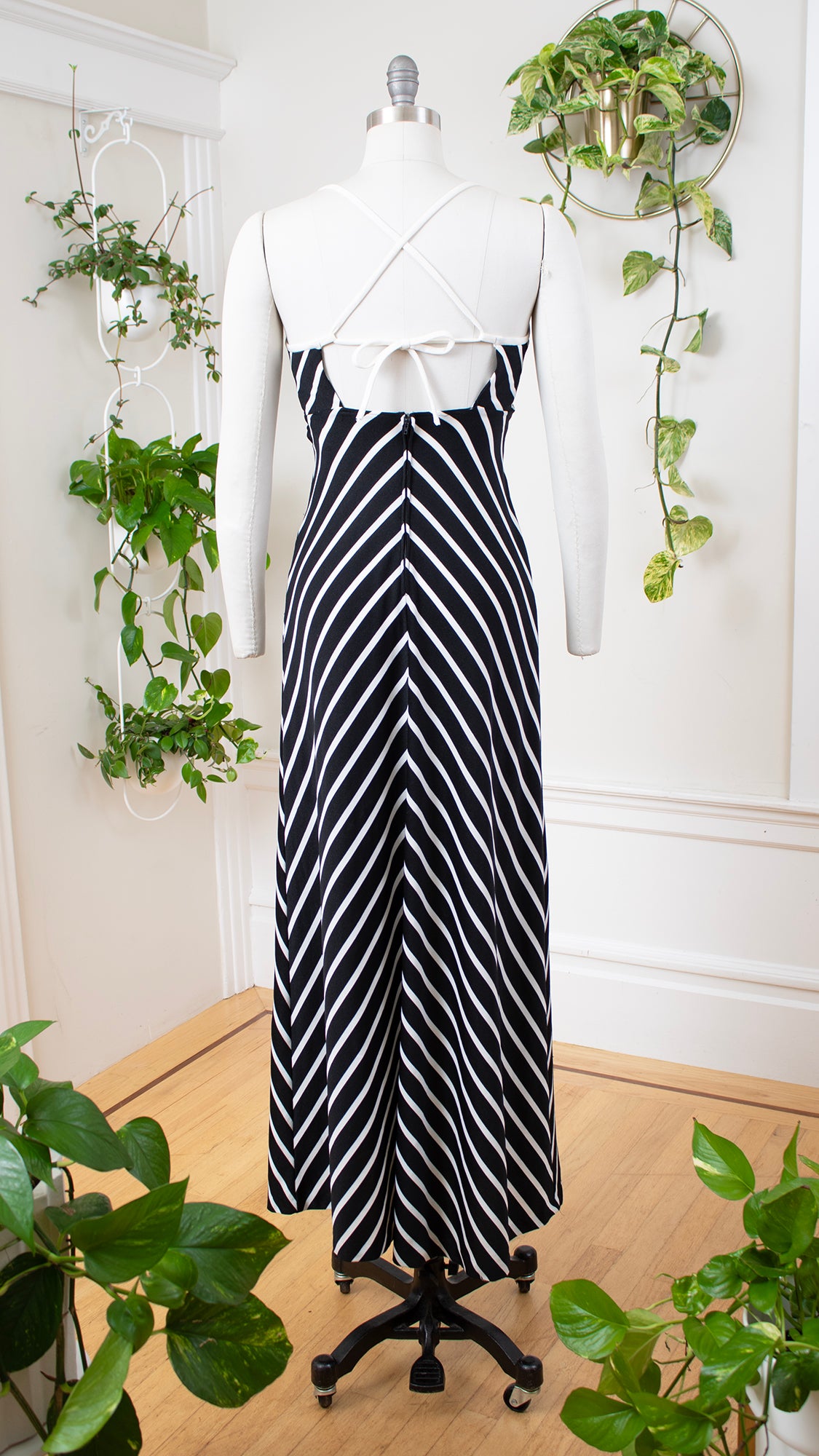 1970s Chevron Striped Maxi Dress | x-small/small