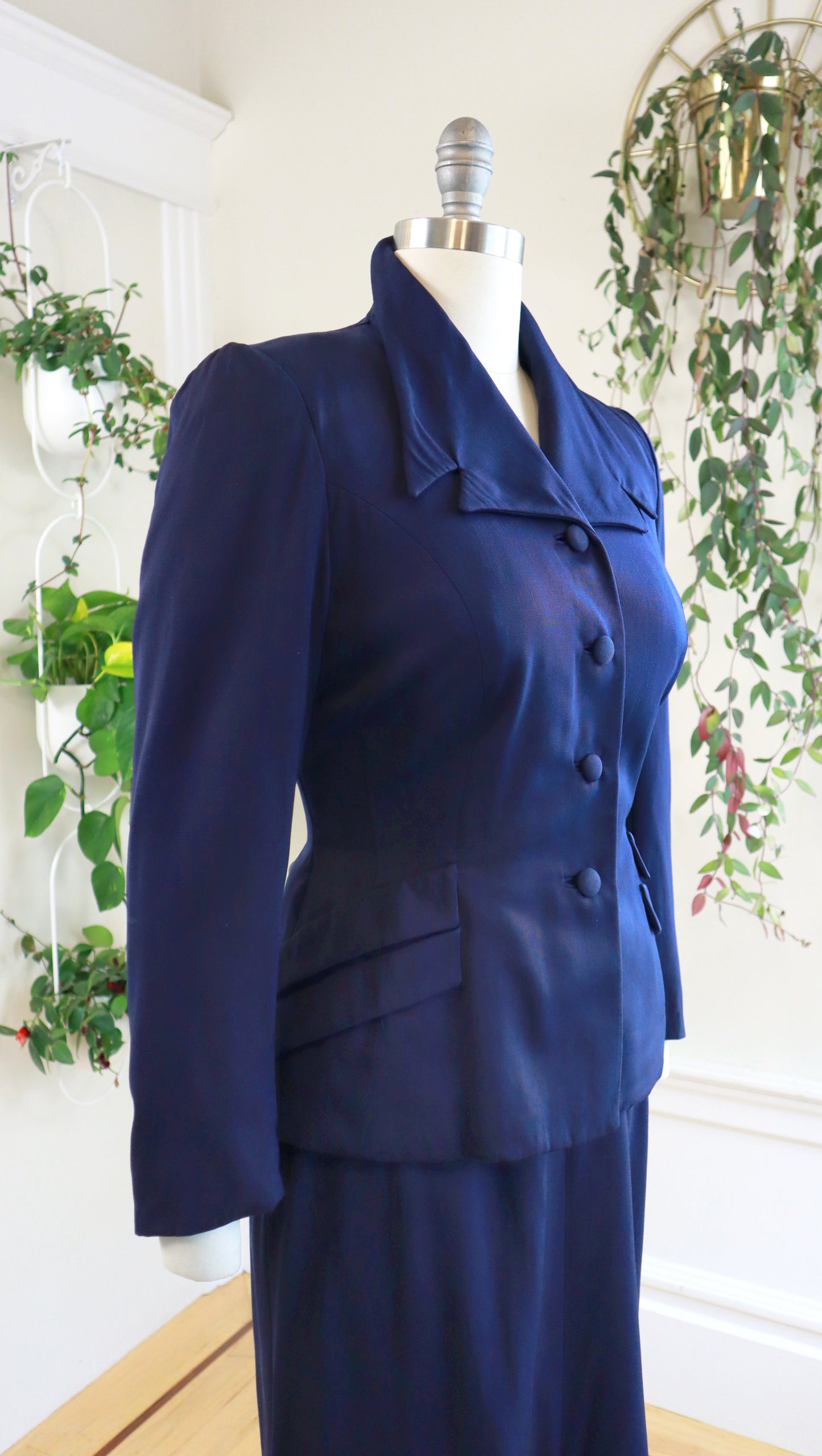 1940s Navy Wool Skirt Suit | small