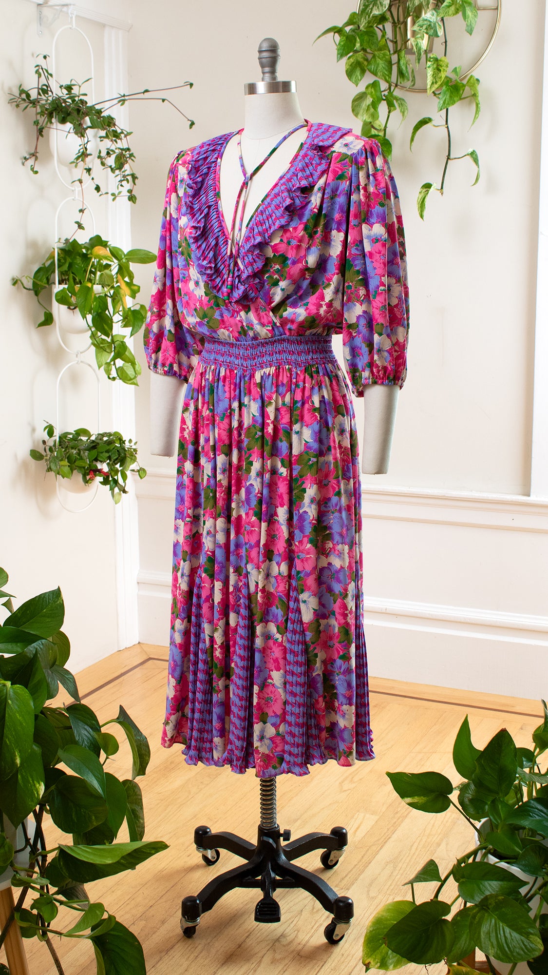 80s vintage susan freis ワンピース 1980s SUSAN FREIS Floral Godet Georgette Dress | small/medium