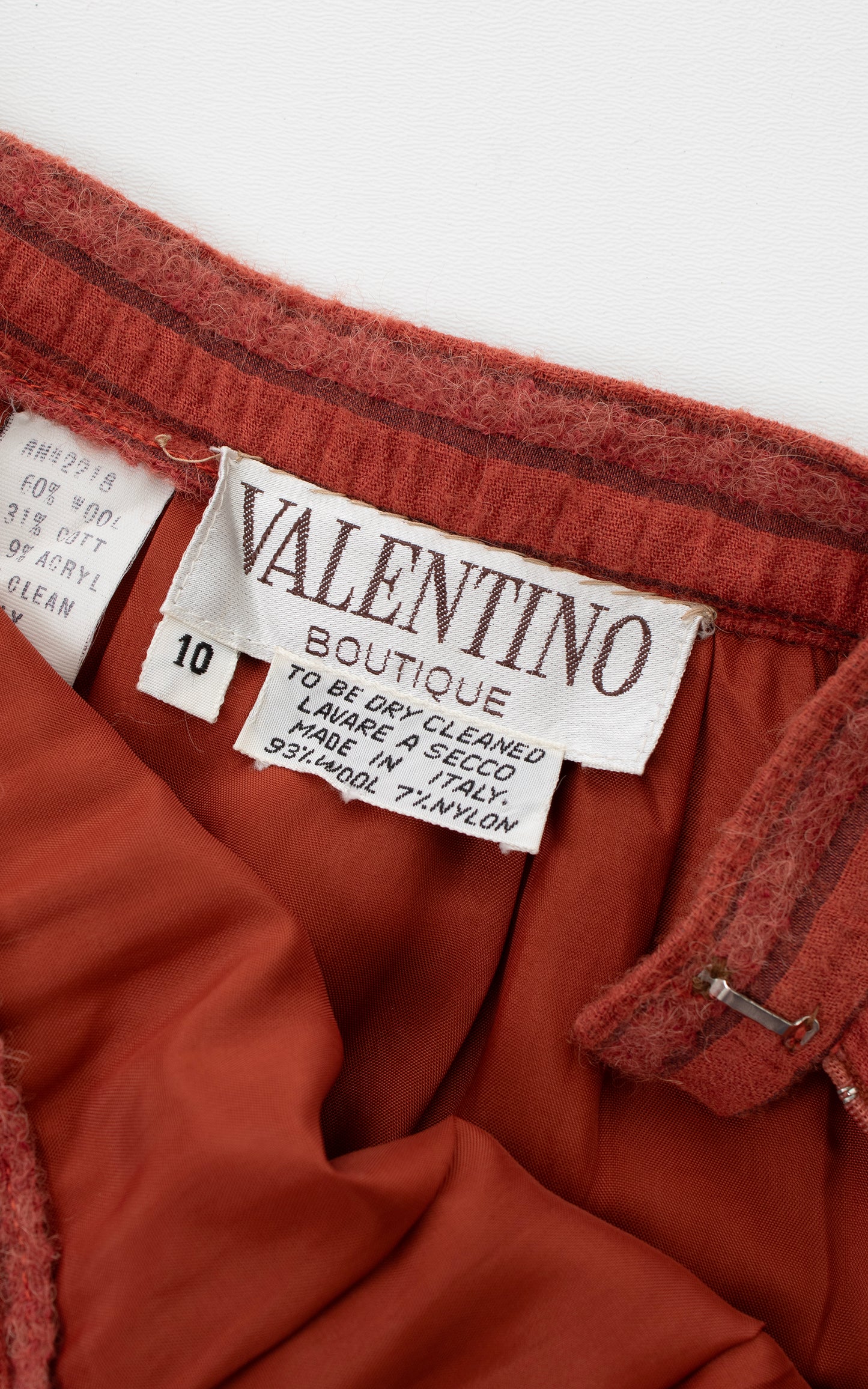 1970s VALENTINO BOUTIQUE Wool Pencil Skirt | small