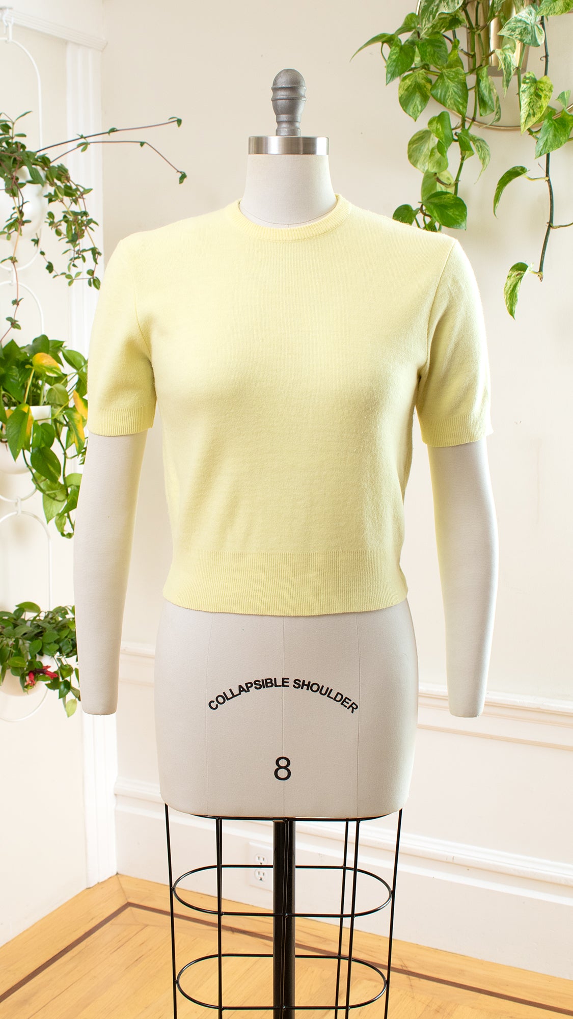 1950s Pastel Yellow Sweater Top | medium
