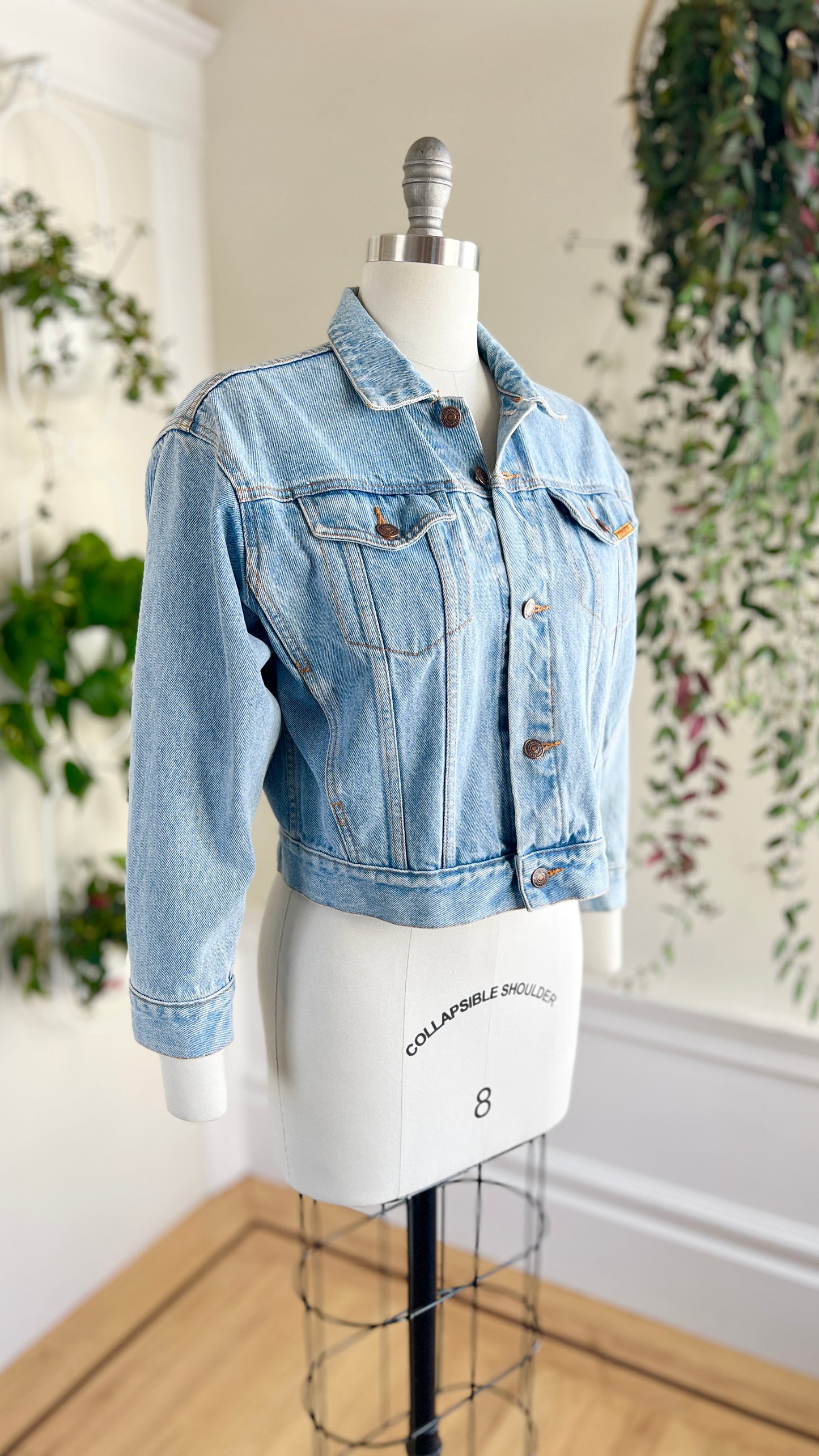 1980s 1990s JORDACHE Cropped Denim Jacket | medium/large/x-large