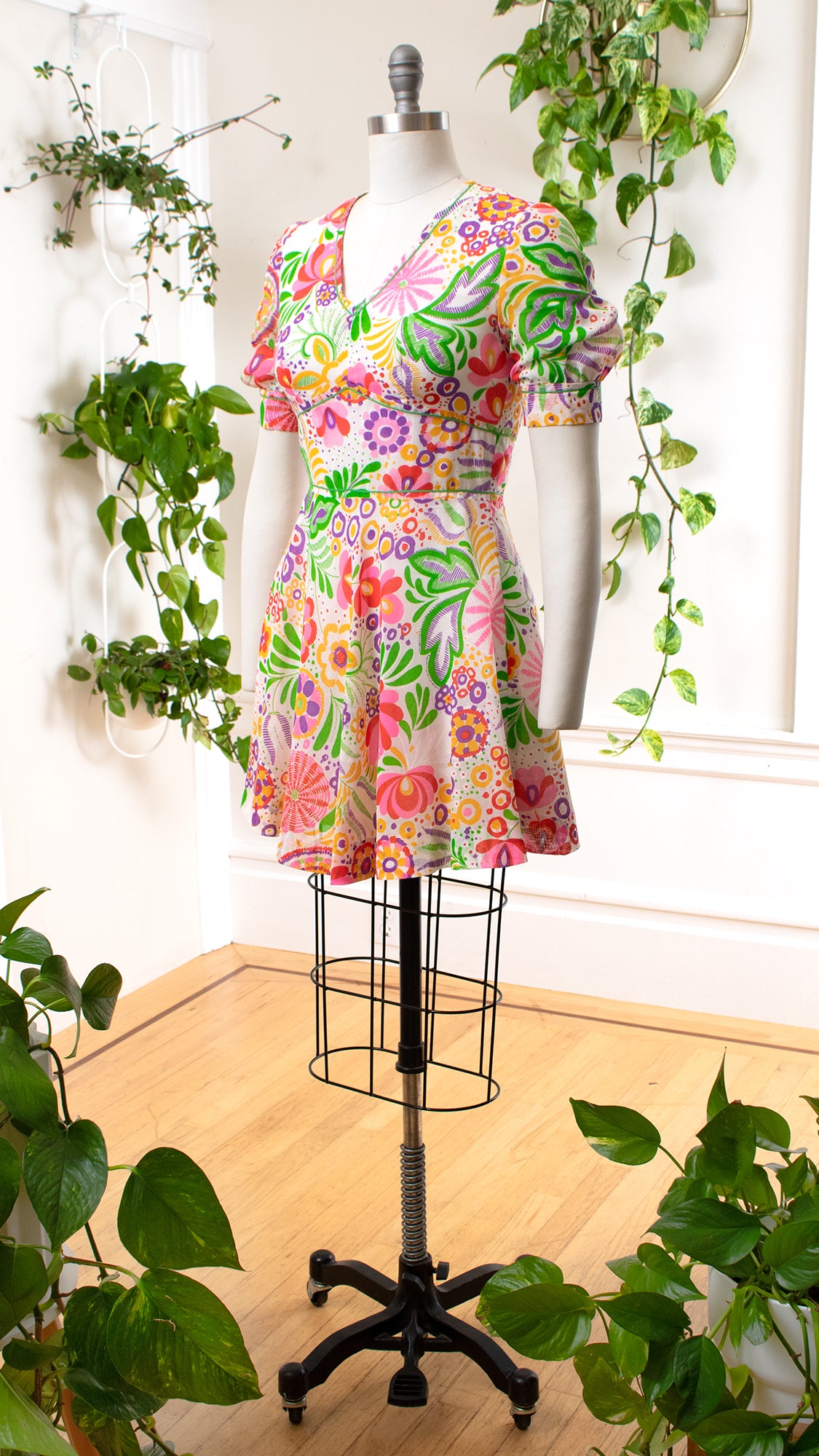 1960s Floral Skater Dress | small