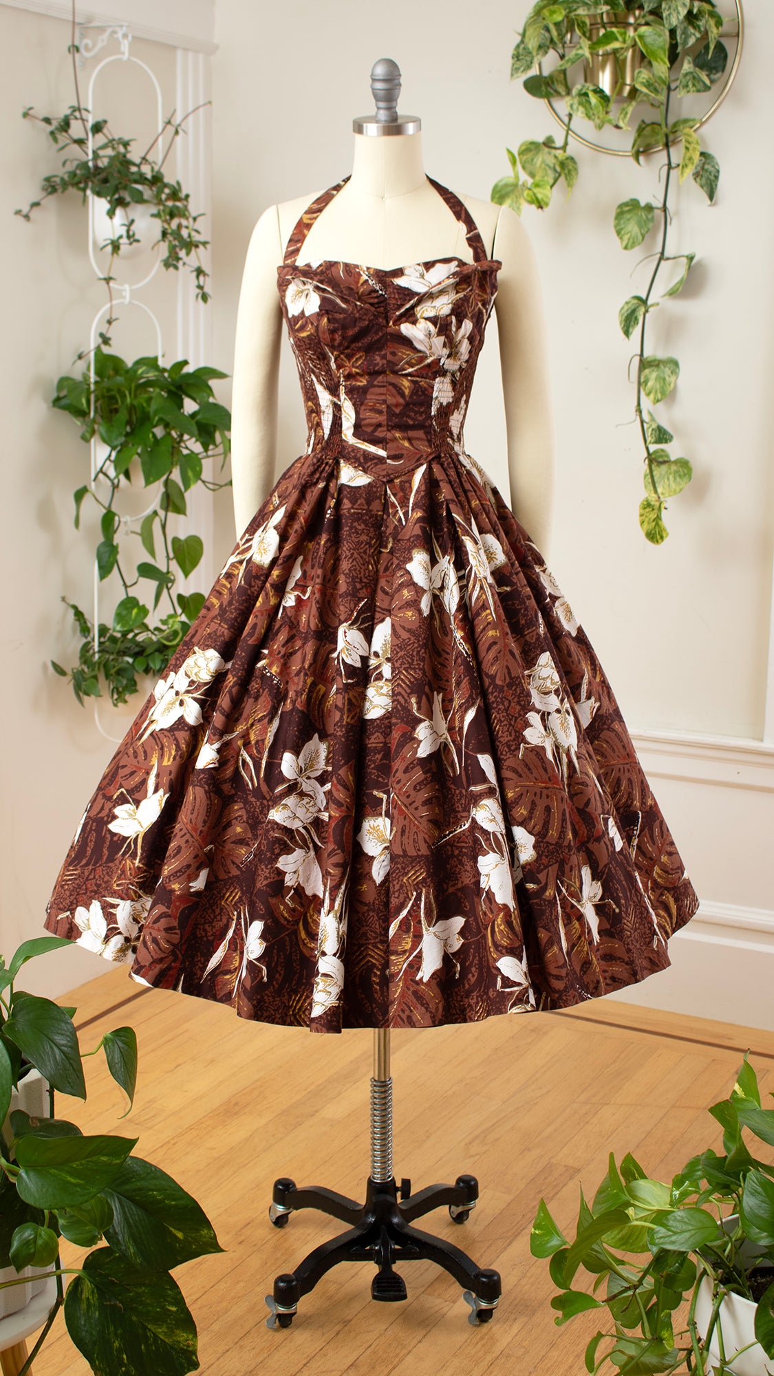 1950s ALFRED SHAHEEN Floral Hawaiian Halter Dress