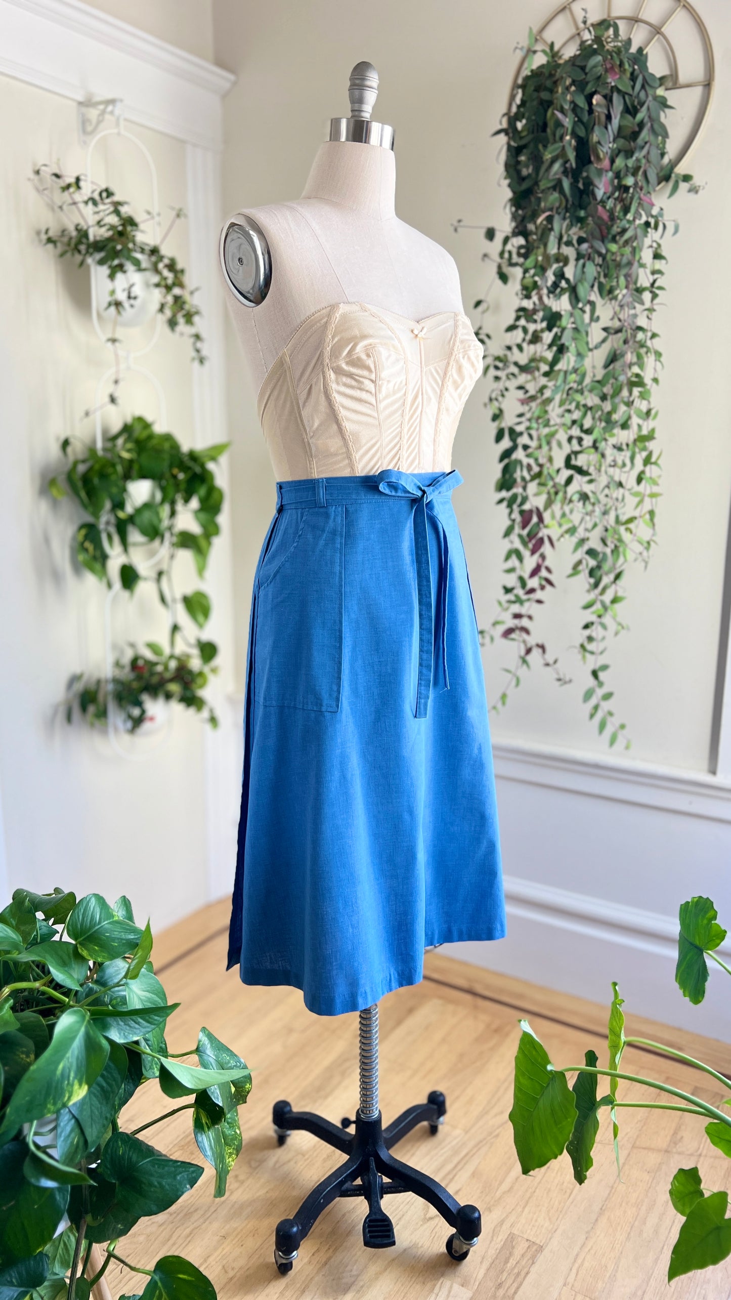 1970s Blue Denim Wrap Skirt | large/x-large