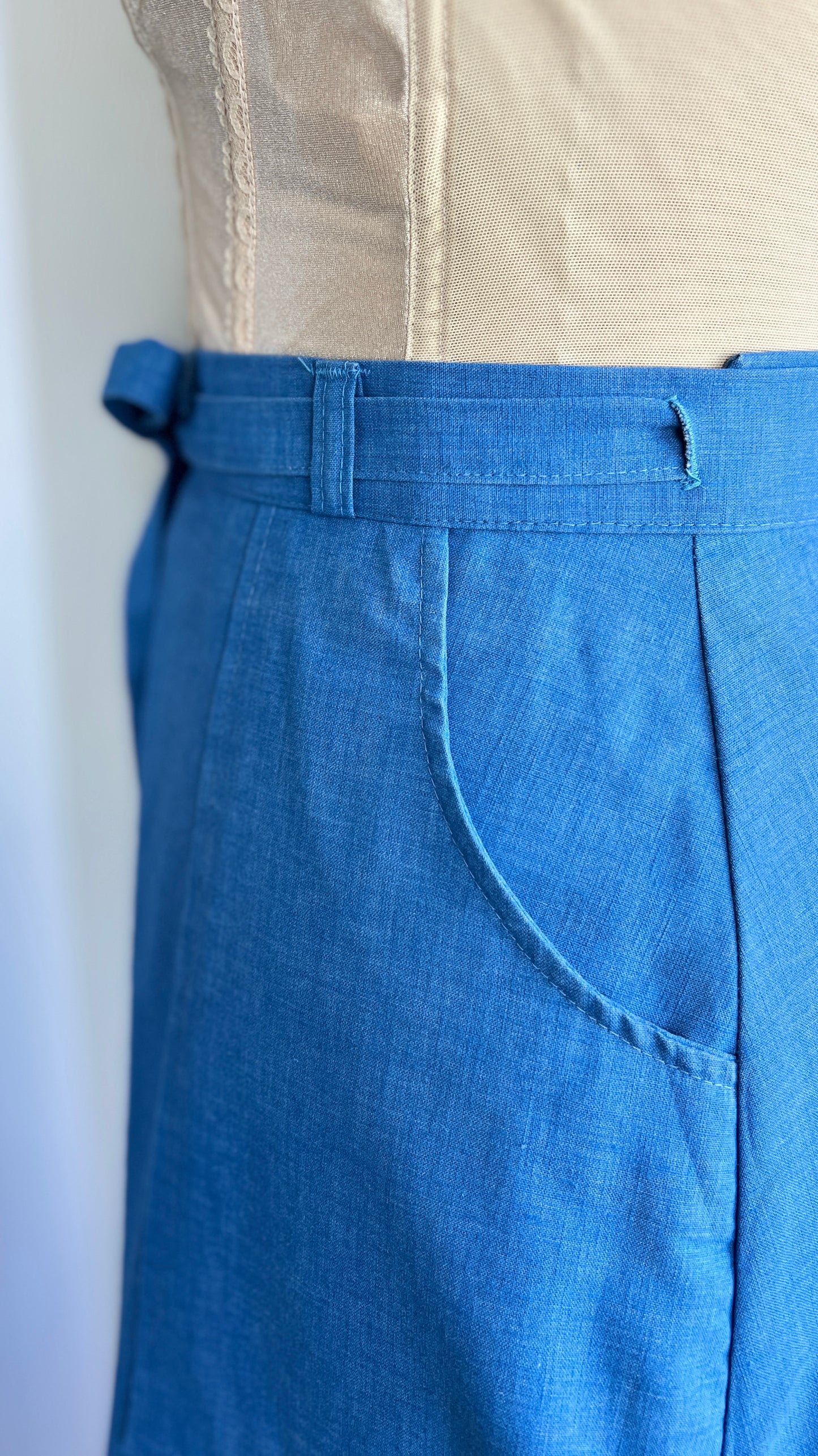 1970s Blue Denim Wrap Skirt | large/x-large