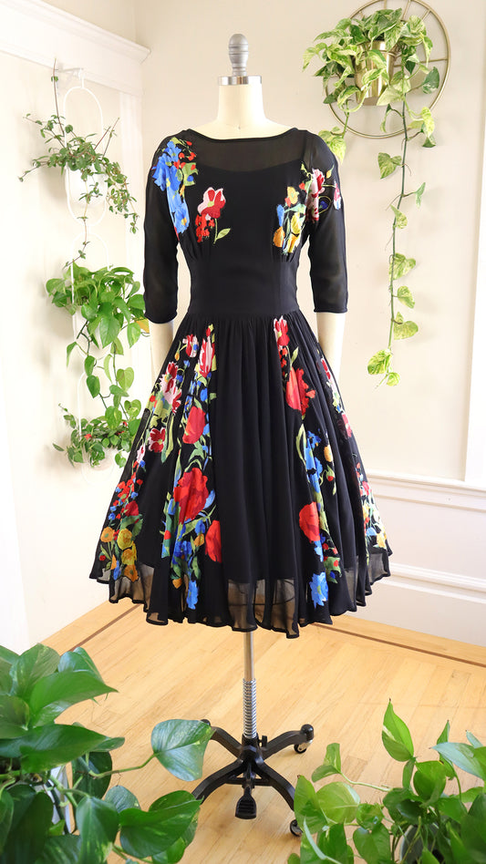 Modern TOP SHOP 1950s Style Floral Appliqué Dress | small