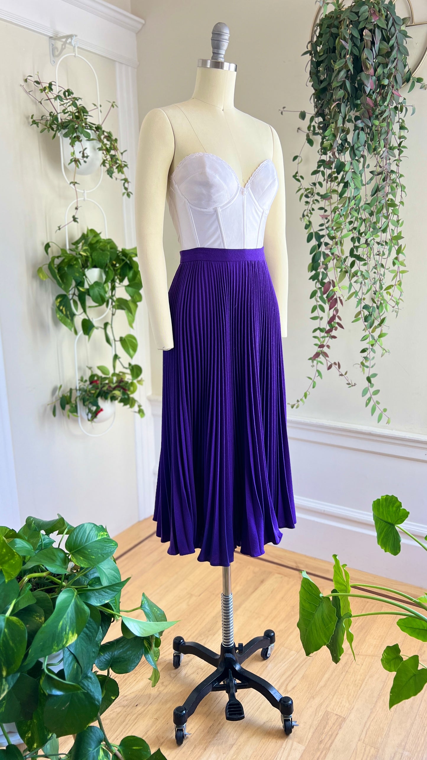 1980s Accordion Pleated Wool Skirt | x-small/small