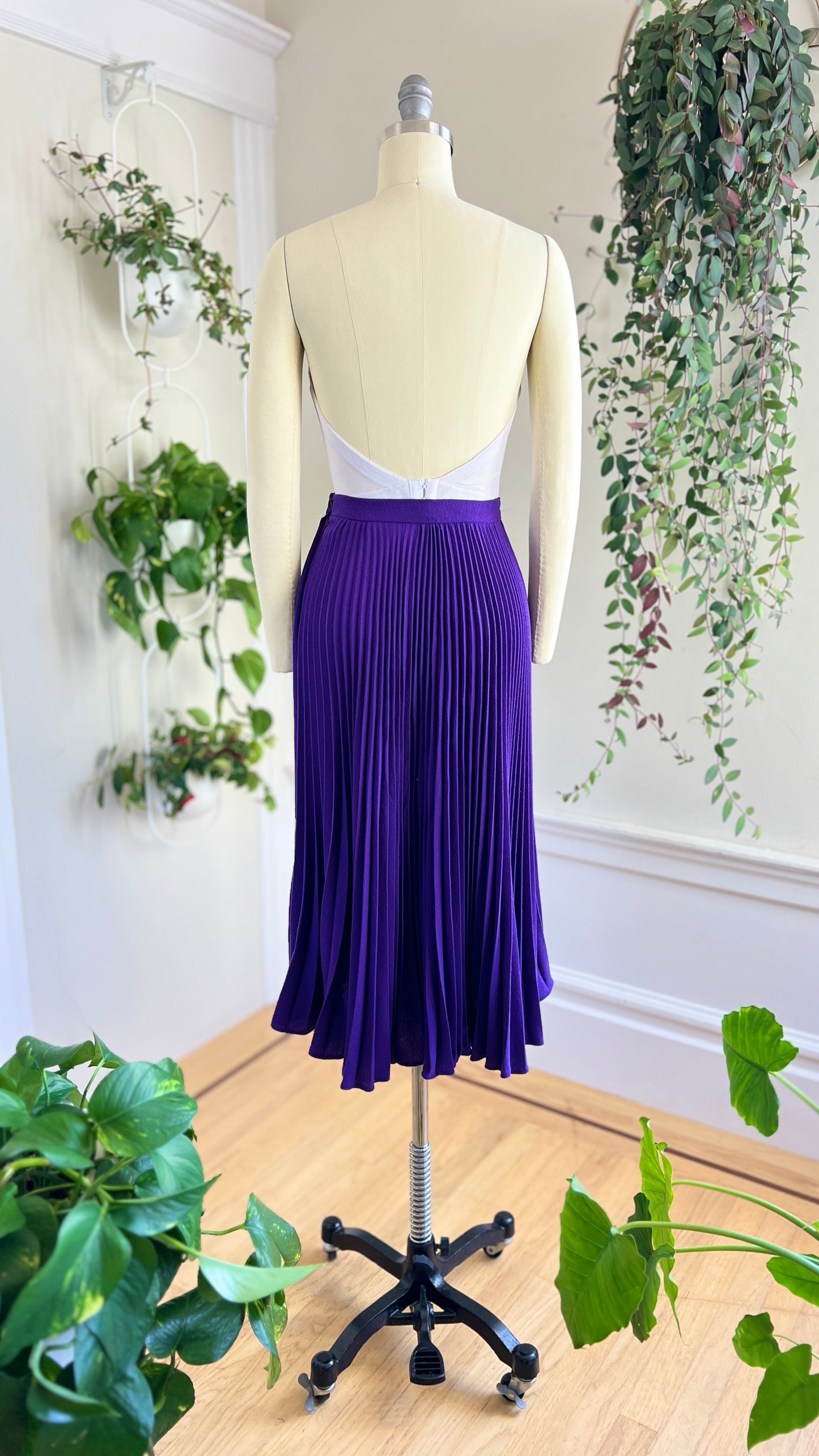 1980s Accordion Pleated Wool Skirt | x-small/small