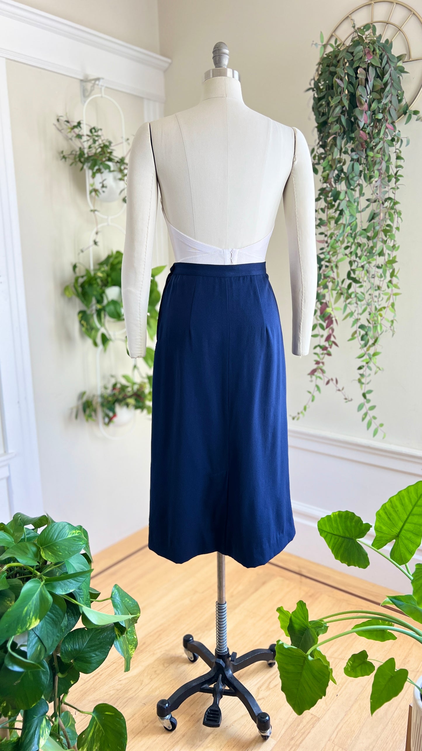 1940s Navy Wool Gabardine Skirt | small