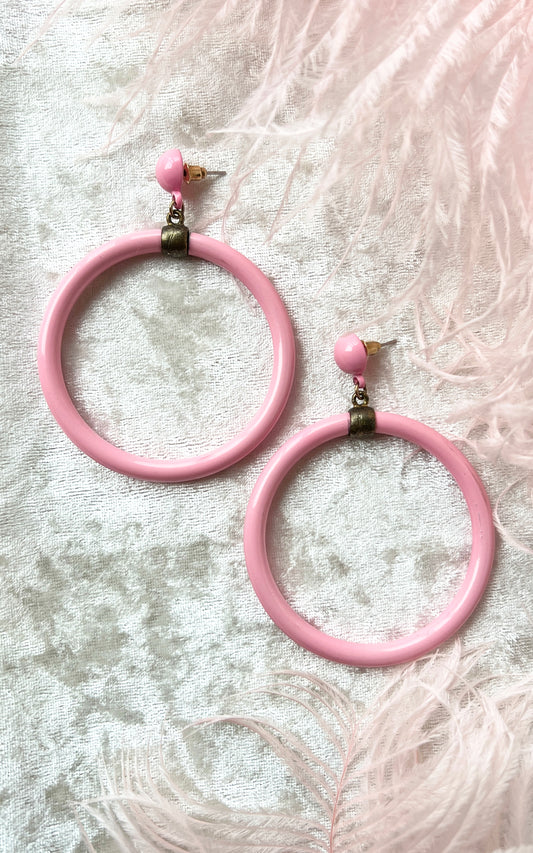 NEW ARRIVAL || 1960s Pink Enamel Metal Hoop Earrings