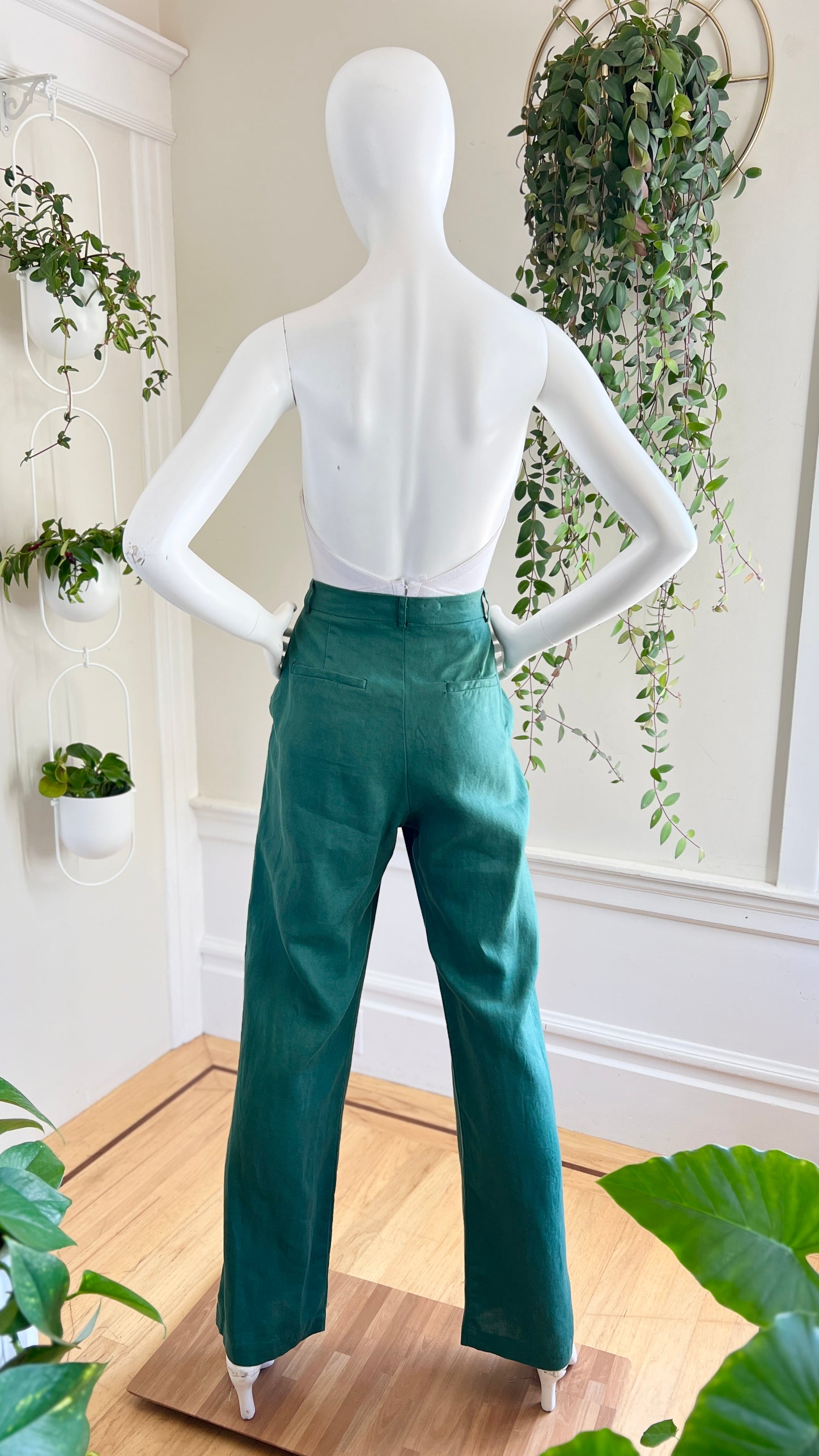 Modern REFORMATION Green Linen Pants | small