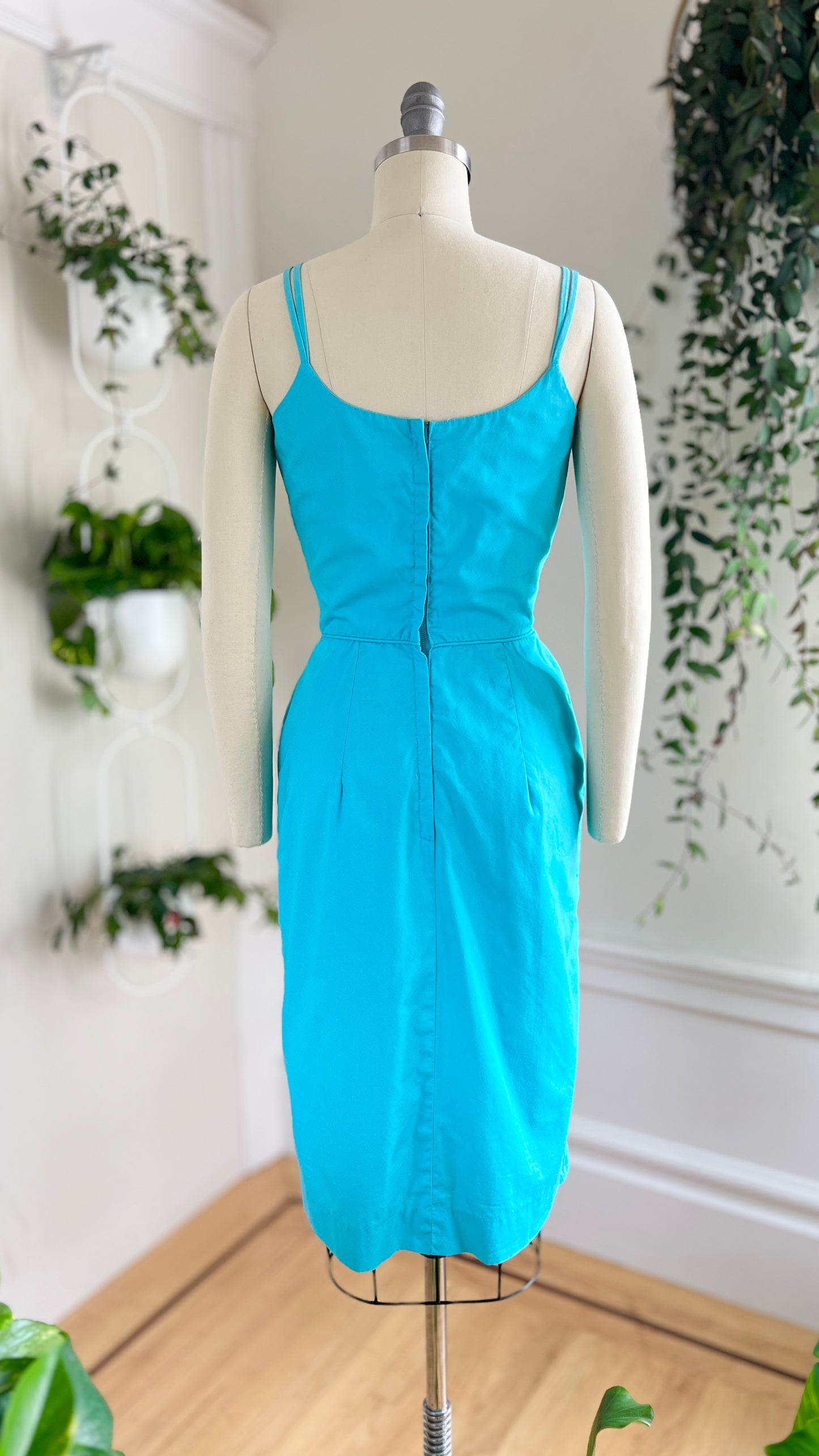 1950s Spaghetti Strap Wiggle Dress | x-small