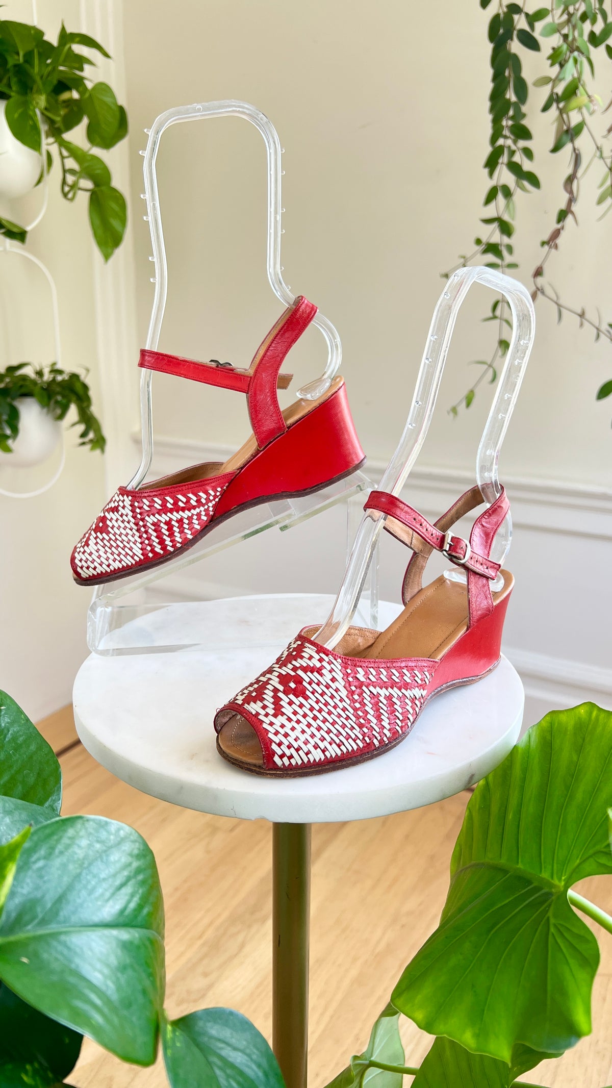 1940s 1950s Woven Leather Wedge Sandals | size US 5 – Birthday Life Vintage