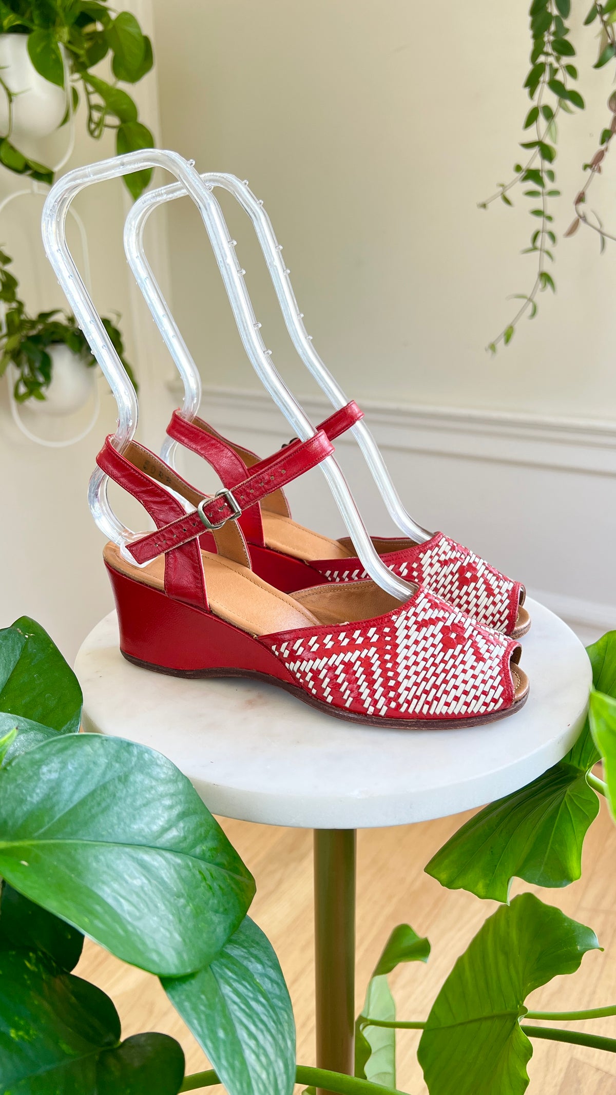 1940s 1950s Woven Leather Wedge Sandals | size US 5 – Birthday Life Vintage
