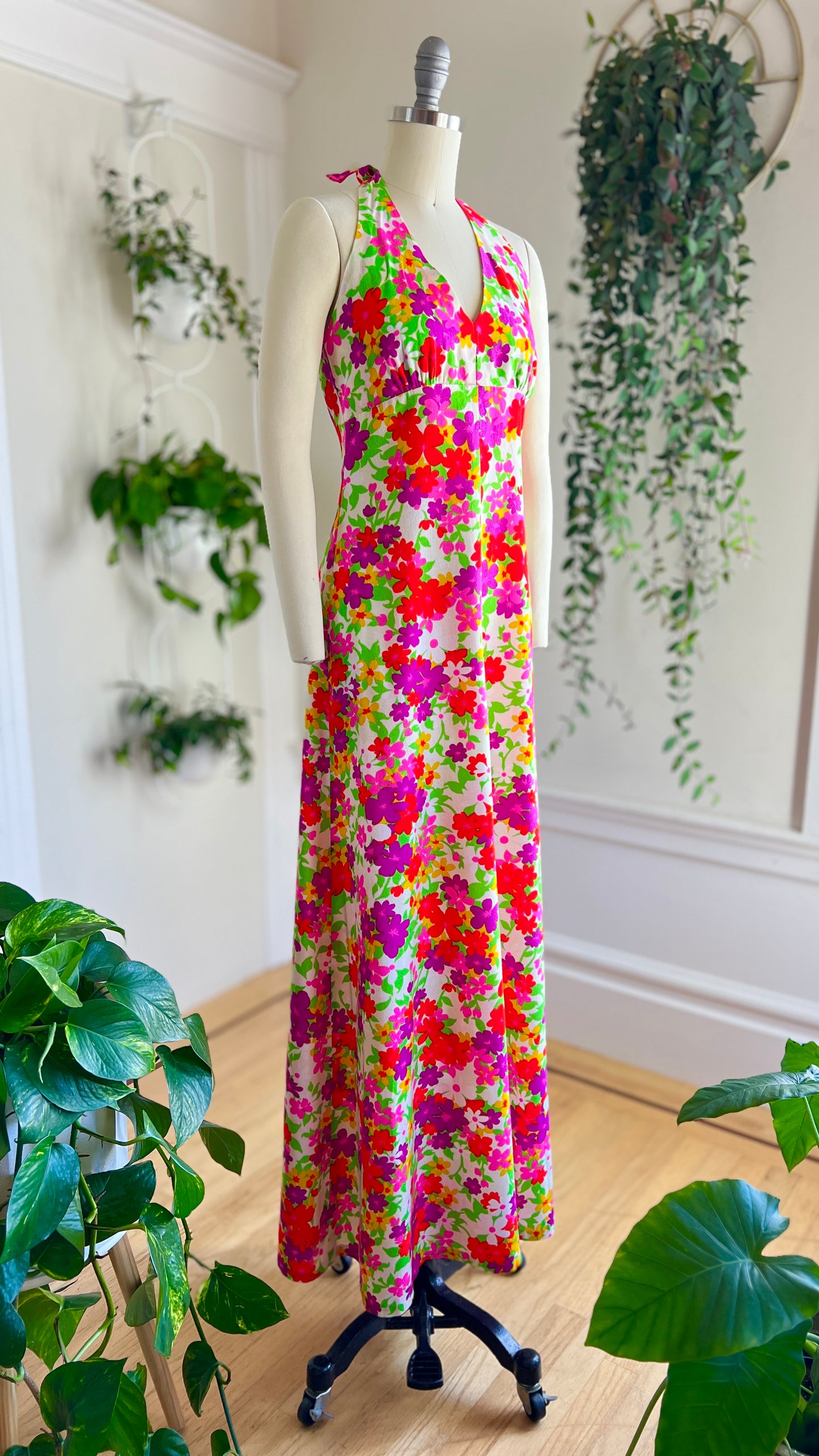 1960s 1970s Floral Halter Maxi Dress | x-small