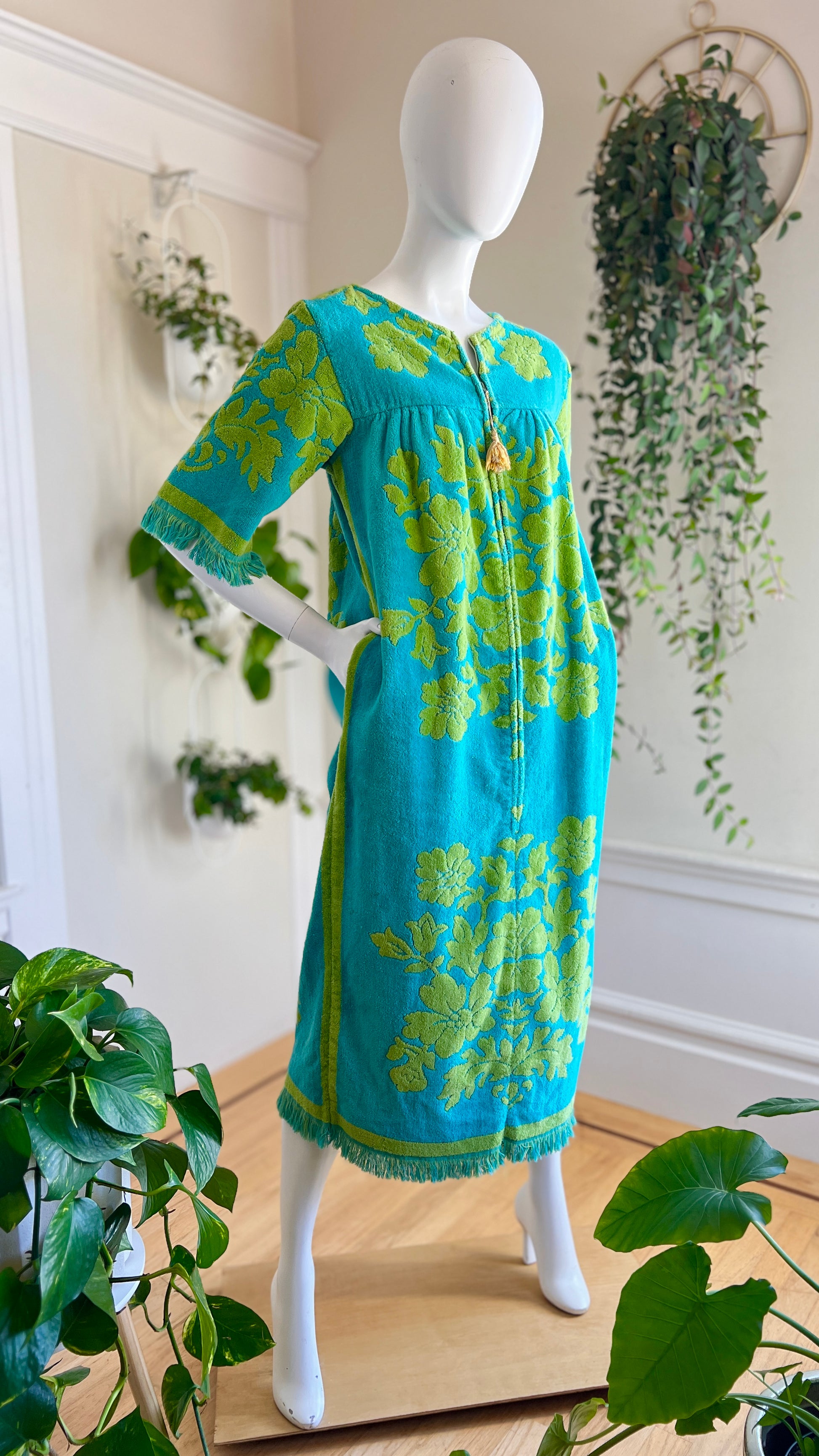1960s 1970s Towel Cover-Up Dress 1960s 1970s Towel Cover-Up Dress