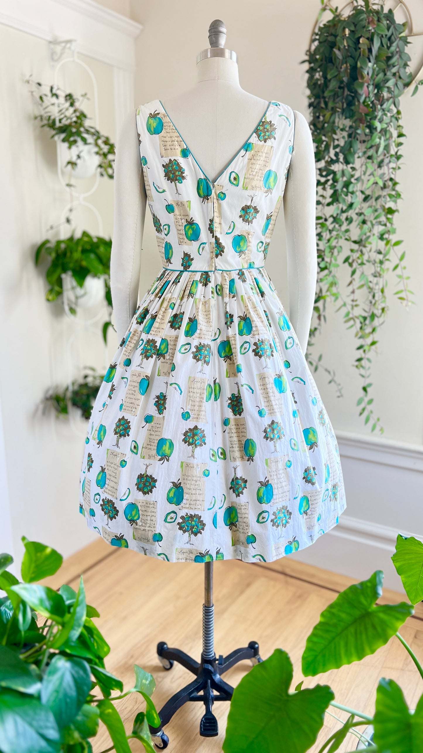 1950s Apple Pie Sundress | small