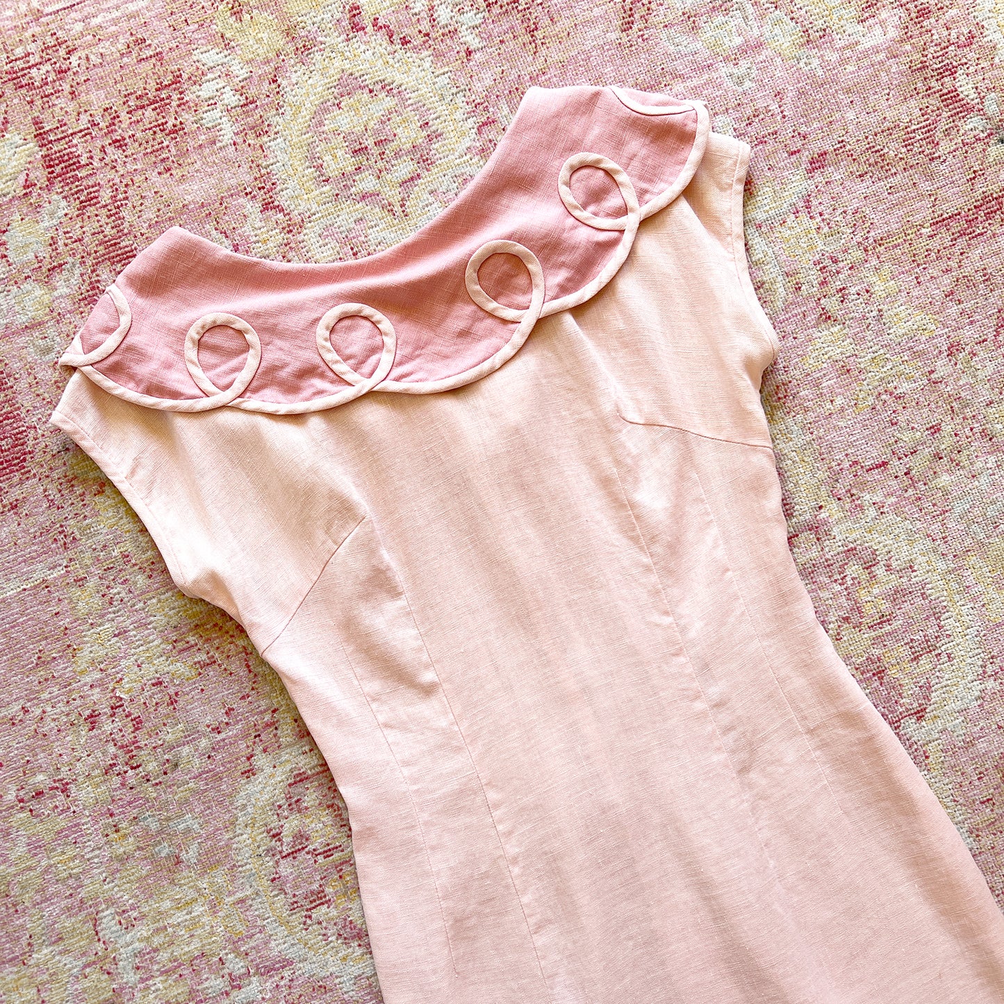 [AS-IS] 1950s 1960s Soutache Linen Wiggle Dress | small/medium